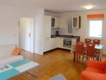 Appartement Medulin met terras op 100m van zee - thumbnail 6