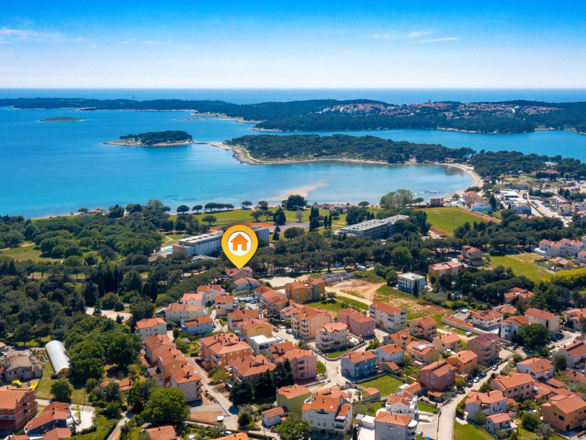 Photo of für bis zu vier Personen, 400m vom Sandstrand