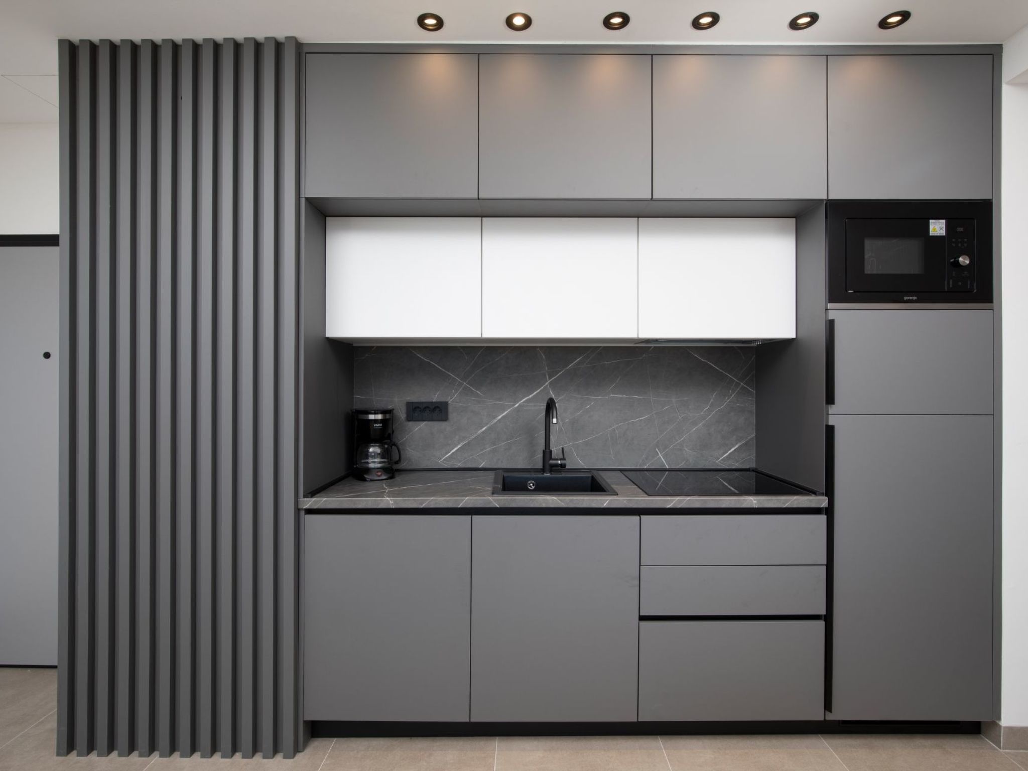 Photo of "Amore Bijeca - B6"