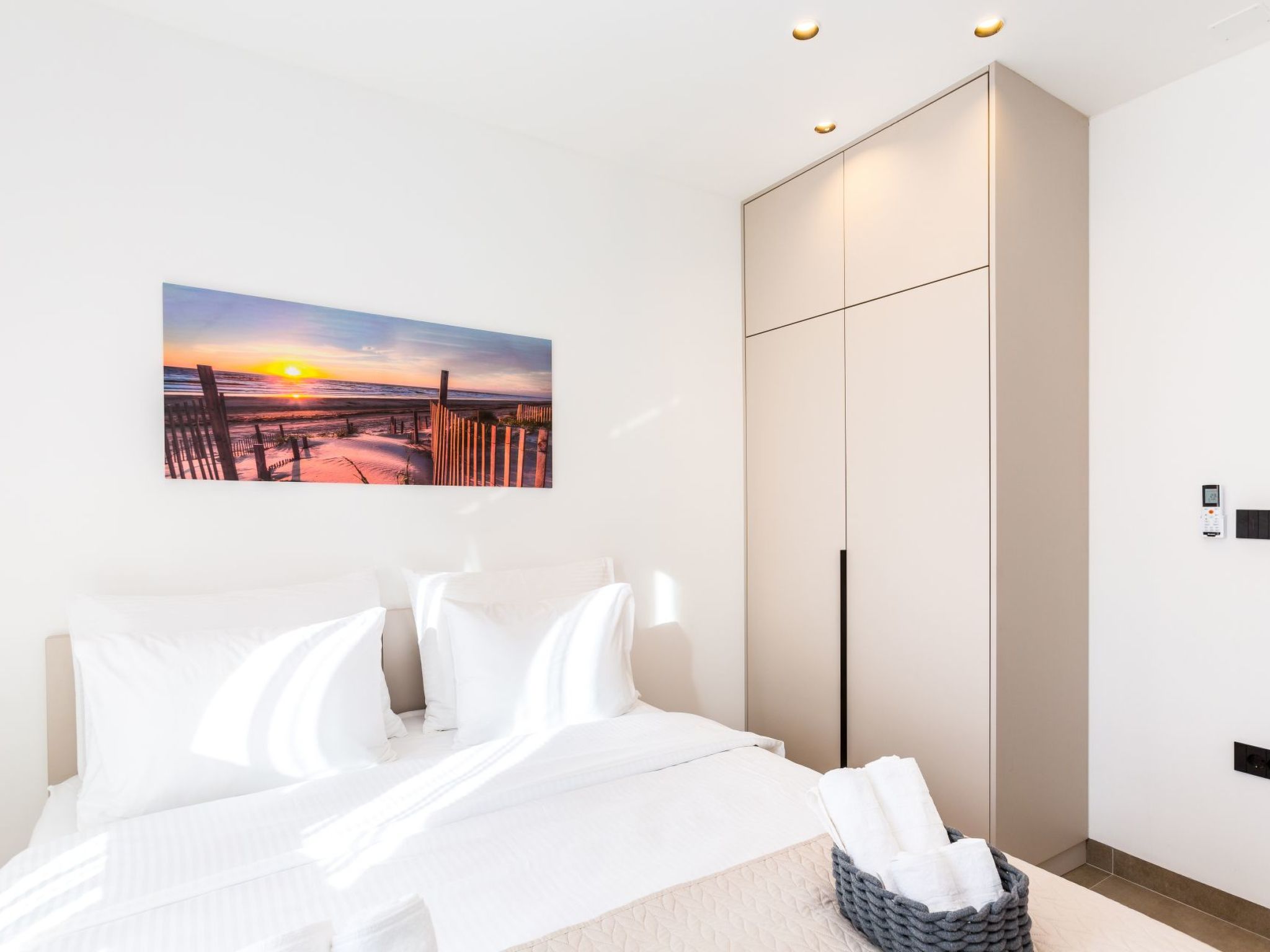 Photo of "Amore Bijeca - B6"