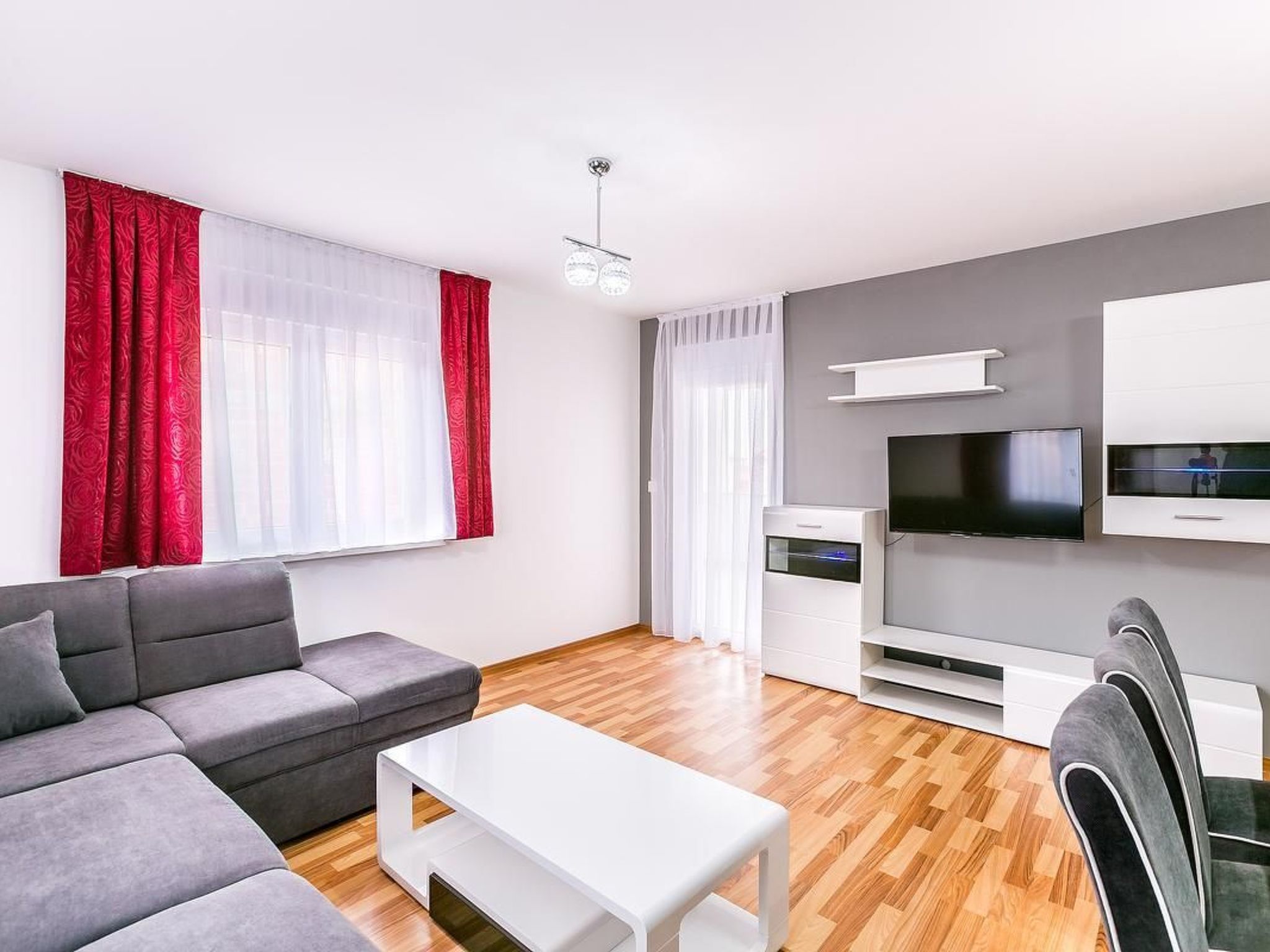 Für 7 Personen ca. 100 m&sup2; in Medulin, Istrien (Medulin und Umgebung)-Dedans