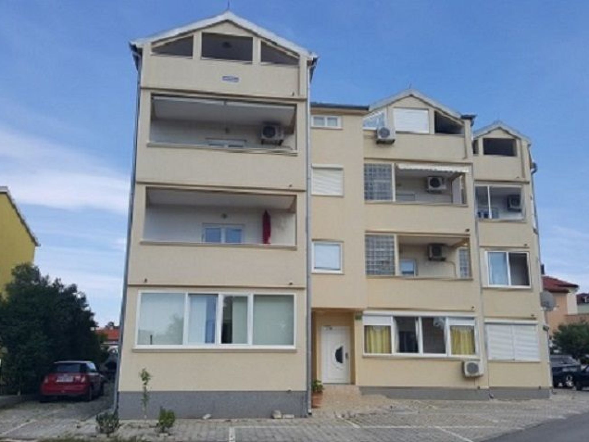 In Medulin mit Privatparkplatz