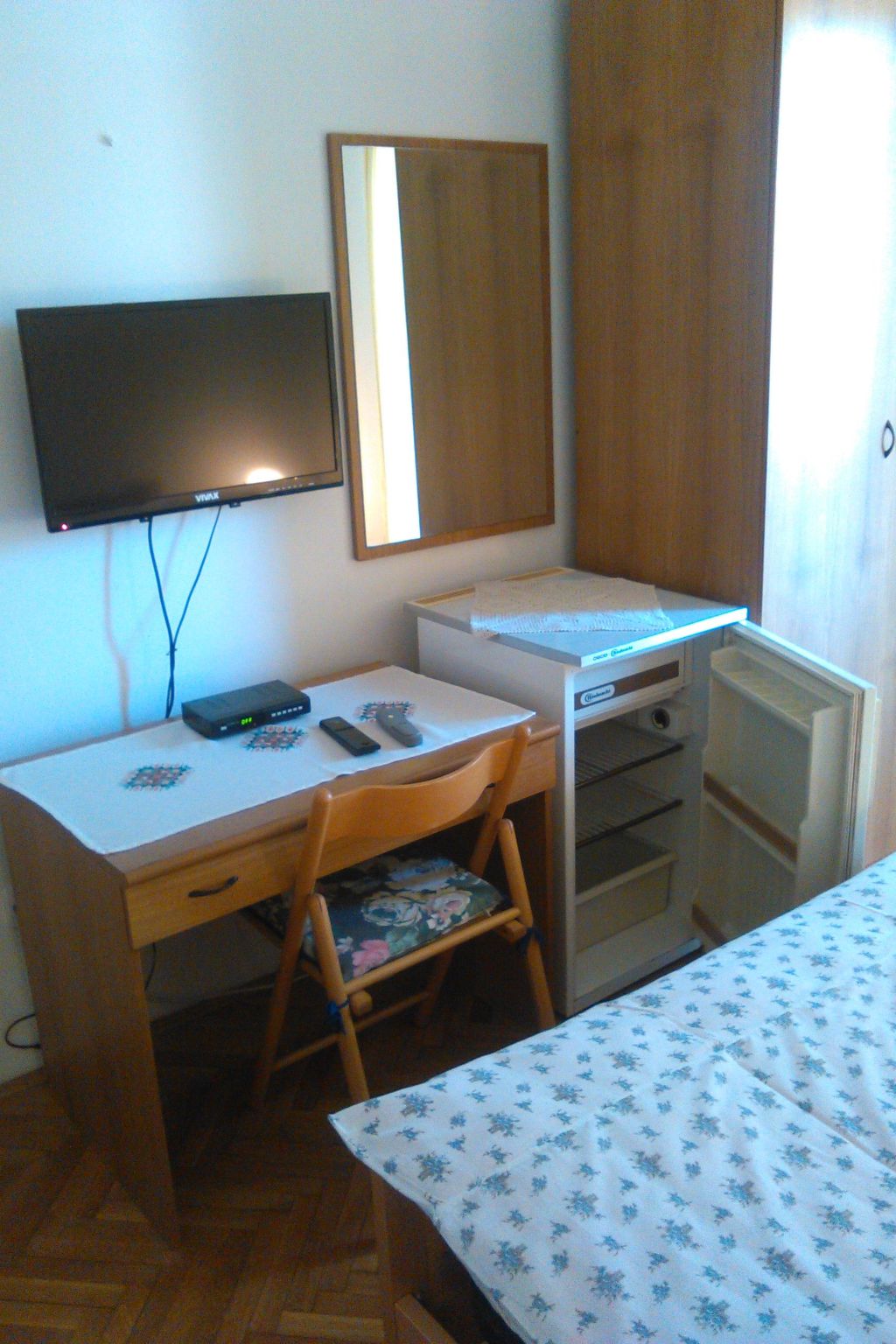 Photo of HR2700.999.1