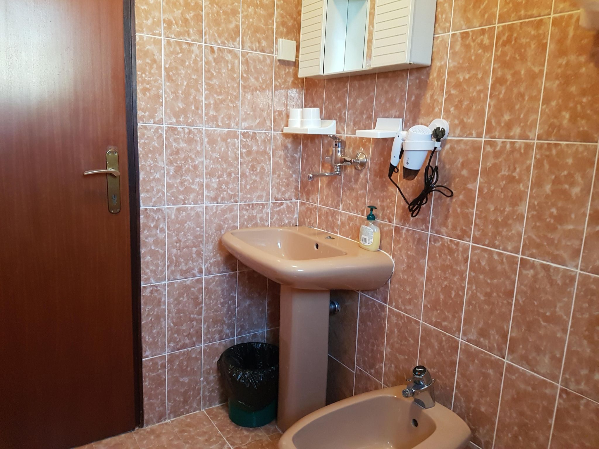 Photo of HR2700.999.1