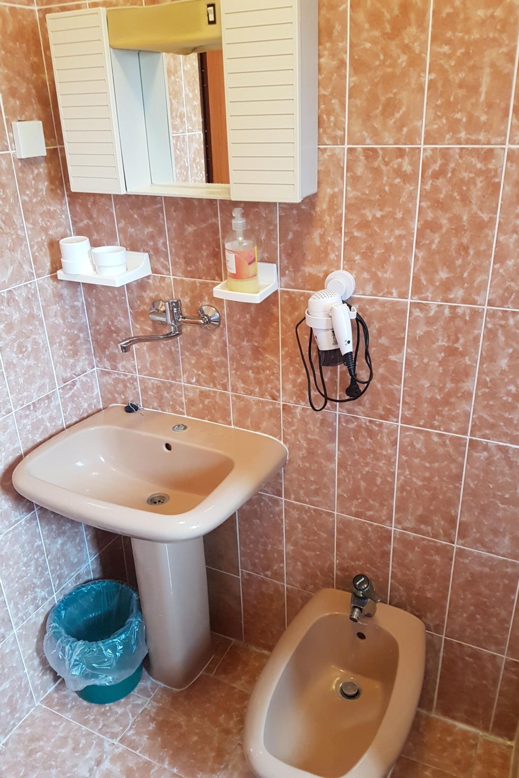 Photo of HR2700.999.1