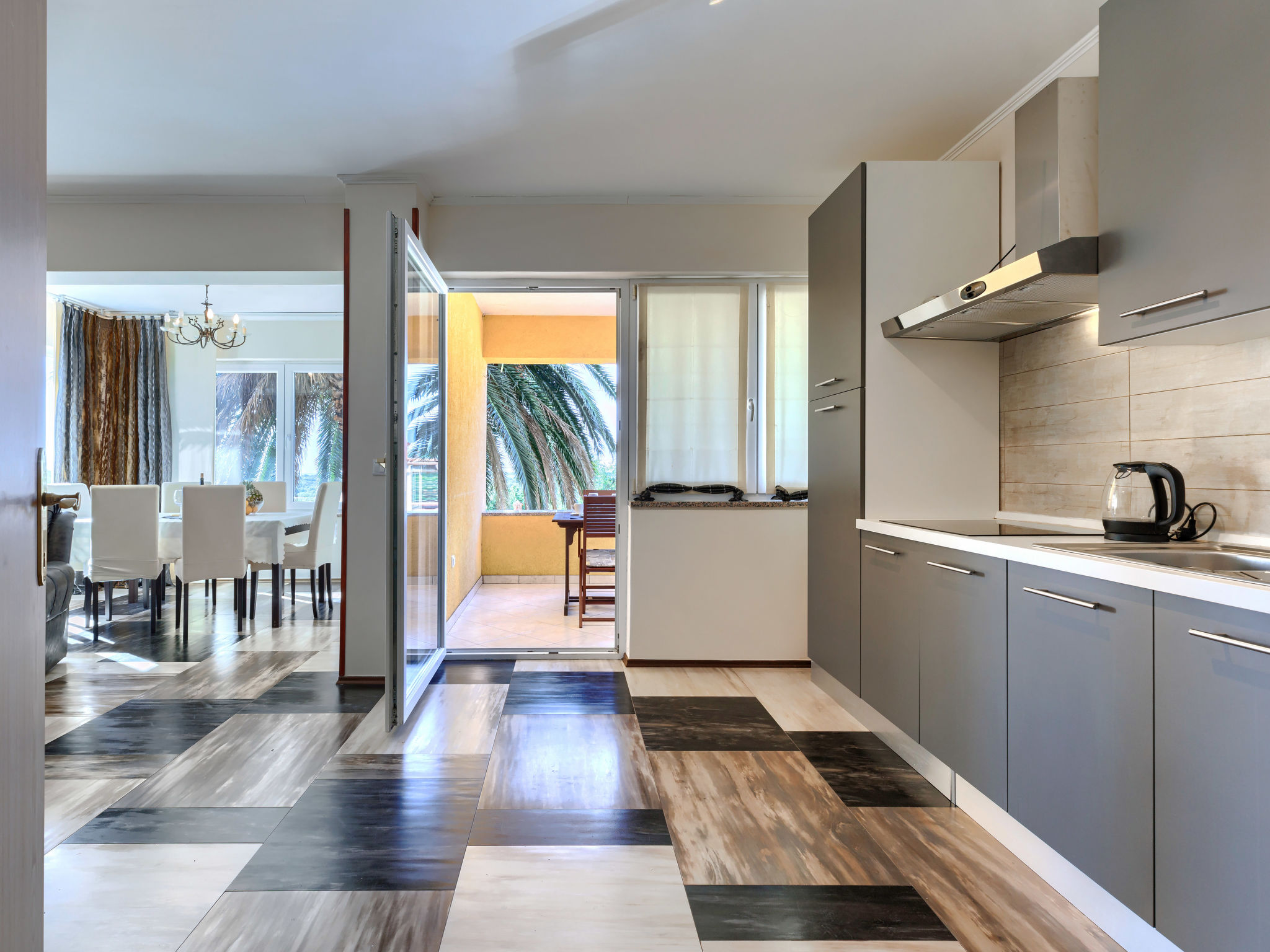 Kitchen / Dining Room