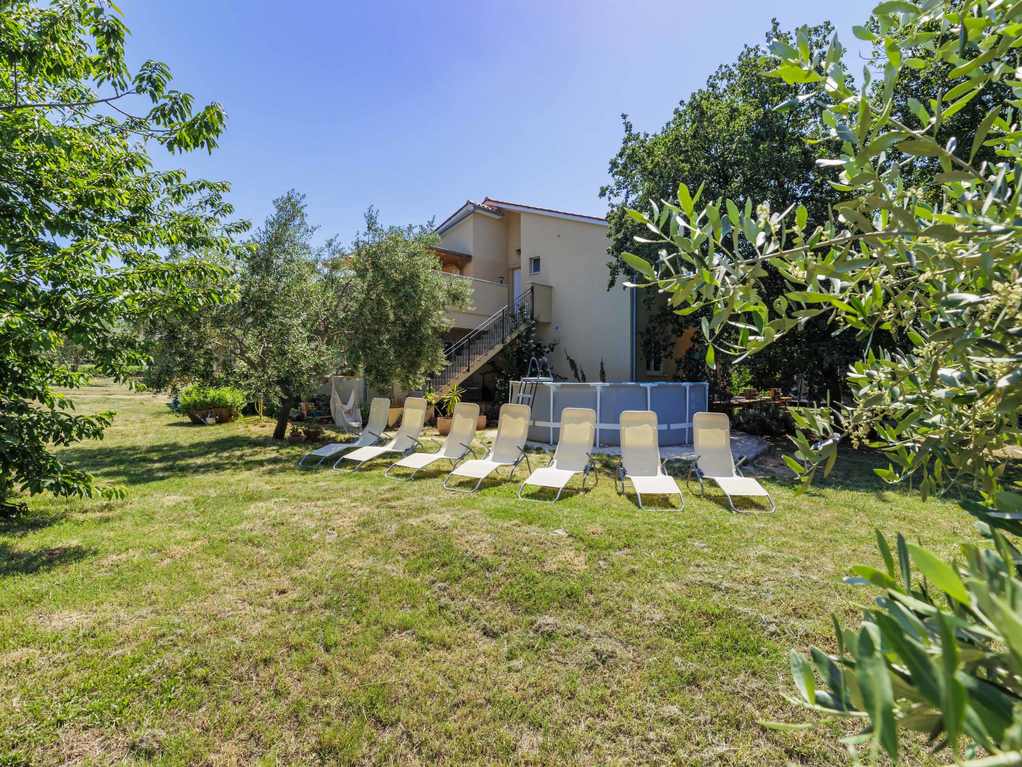 Photo of Fameja