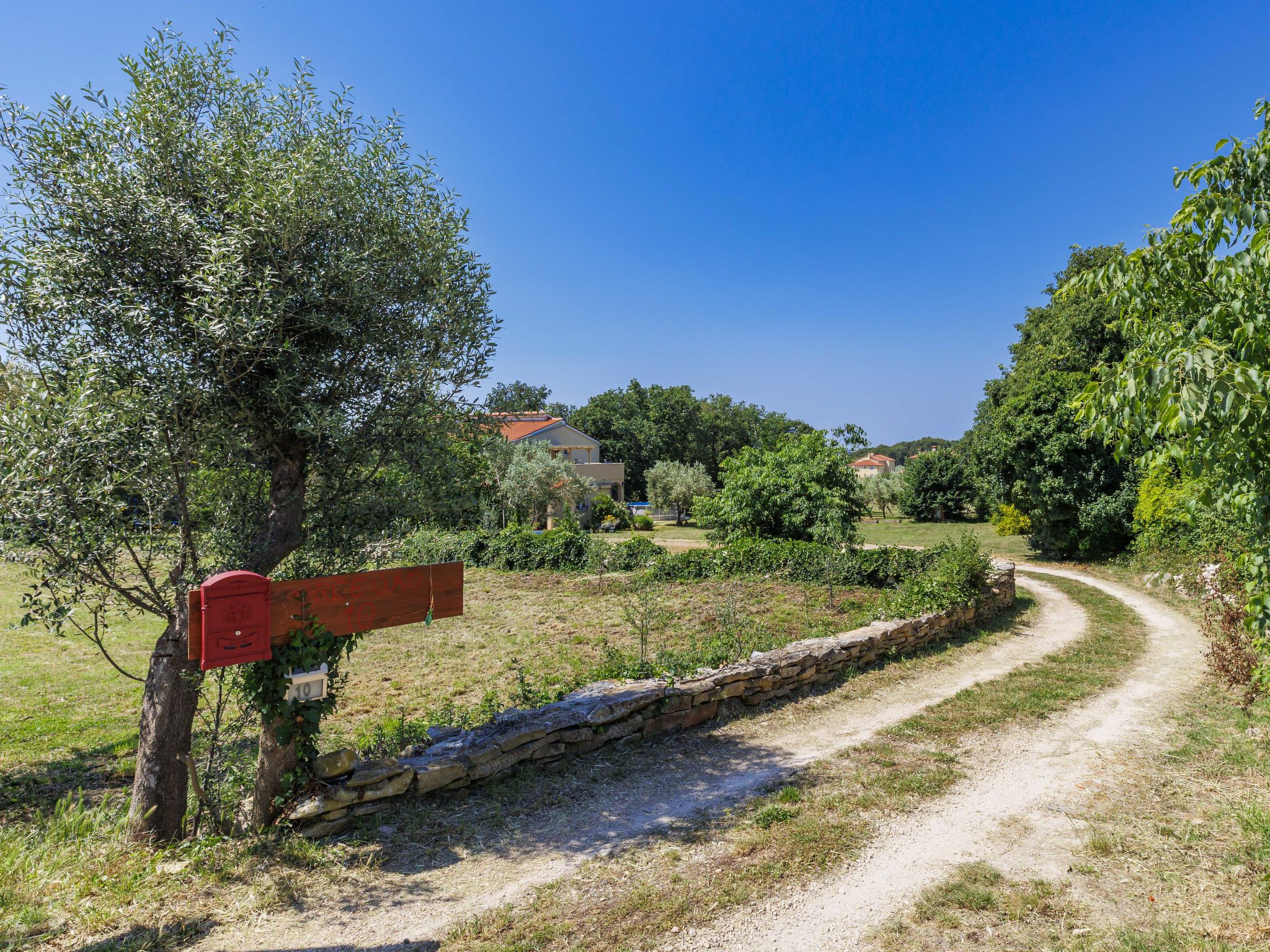 Photo of Fameja