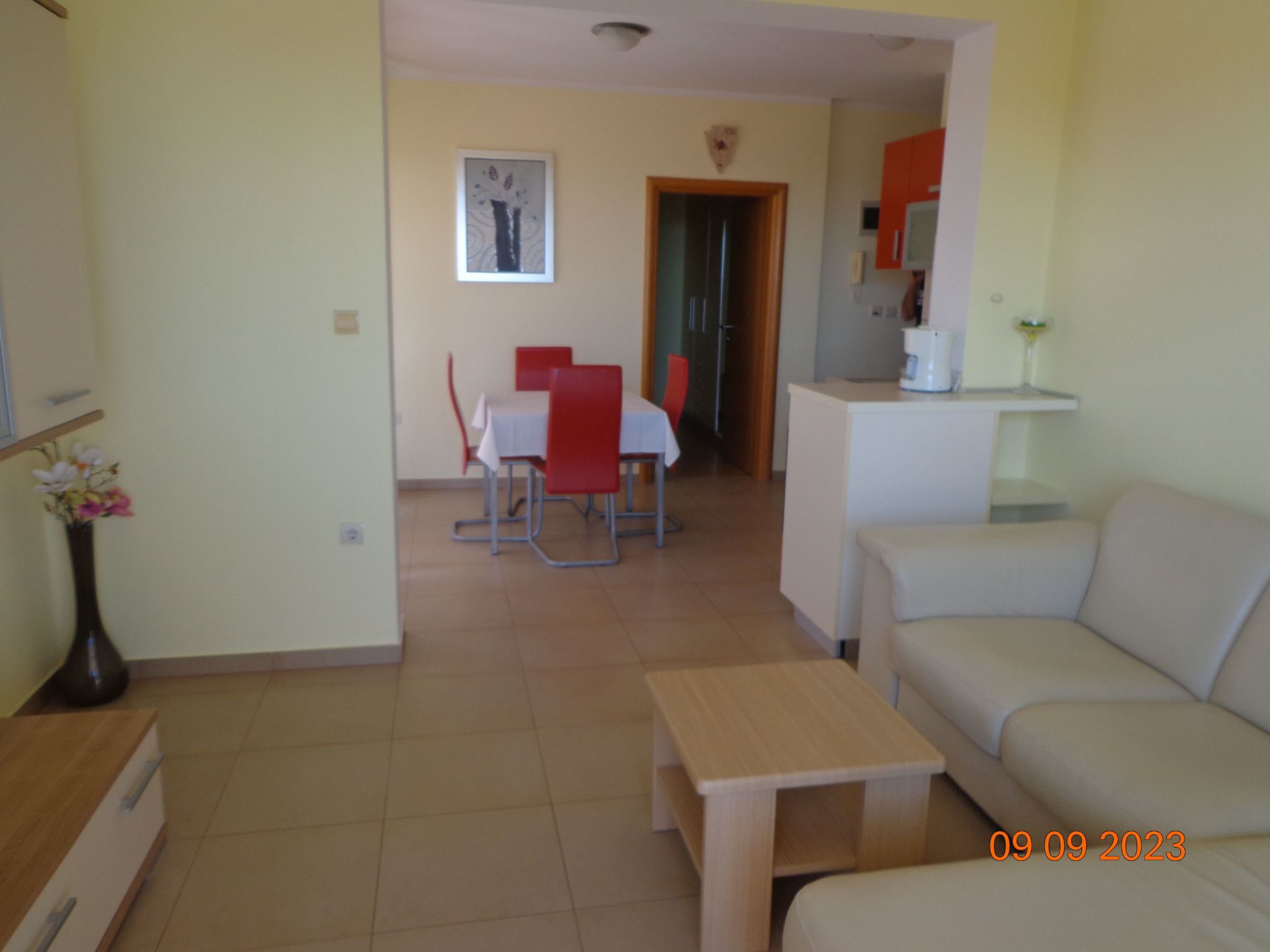 Wohnung mit Blick auf das Wasser-Image-tags.info