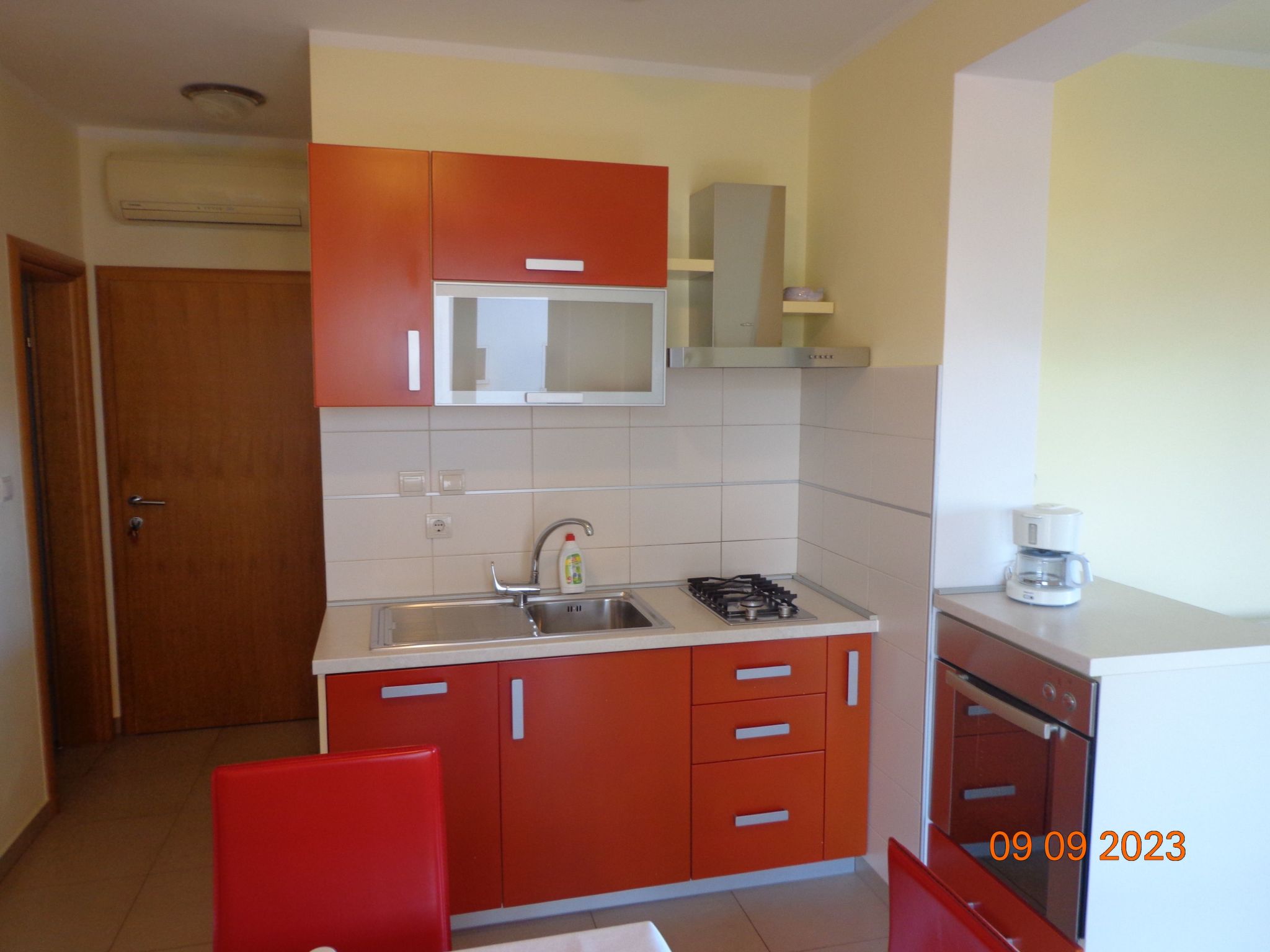 Wohnung mit Blick auf das Wasser-Image-tags.info