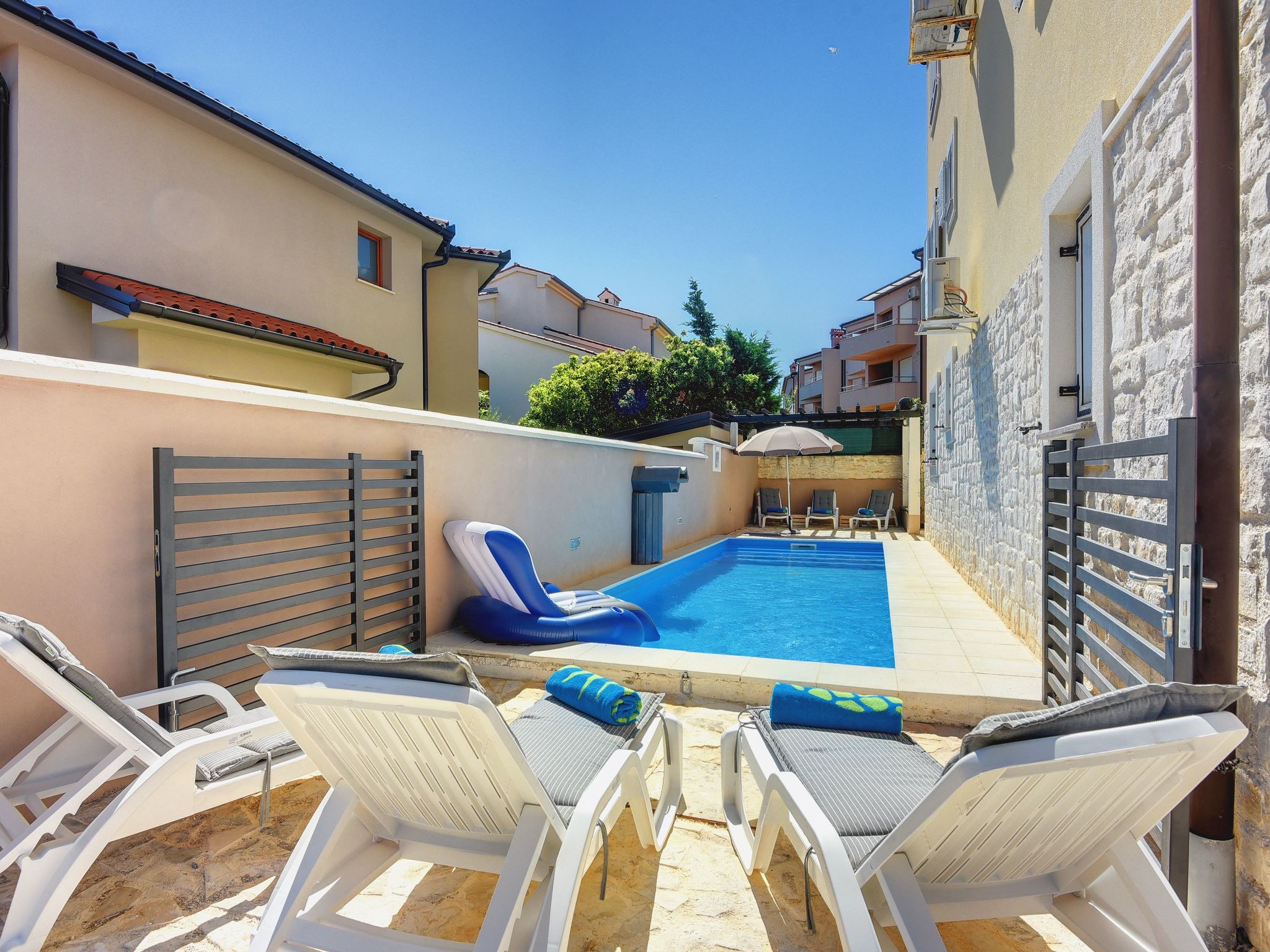 Photo of mit Blick auf das Wasser