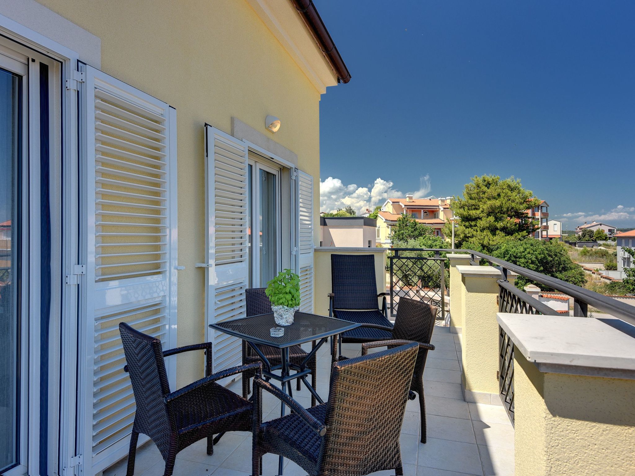 Photo of mit Blick auf das Wasser