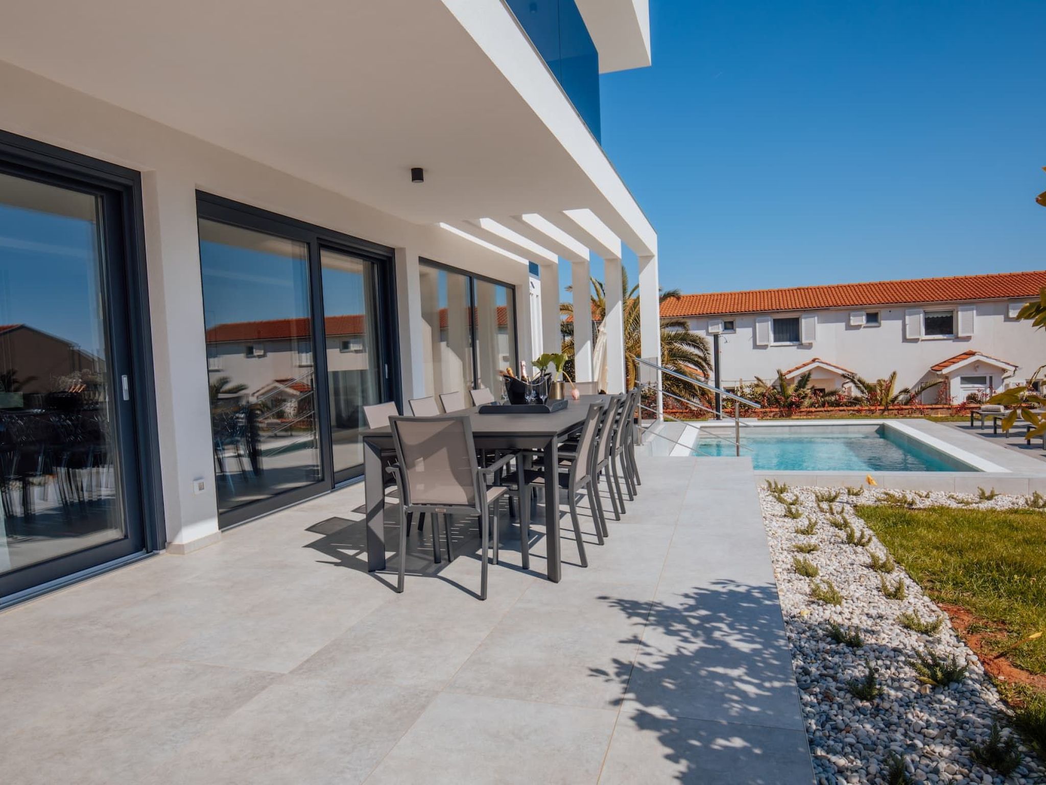 Villa "Andris" mit Garten, Grill und Terrasse