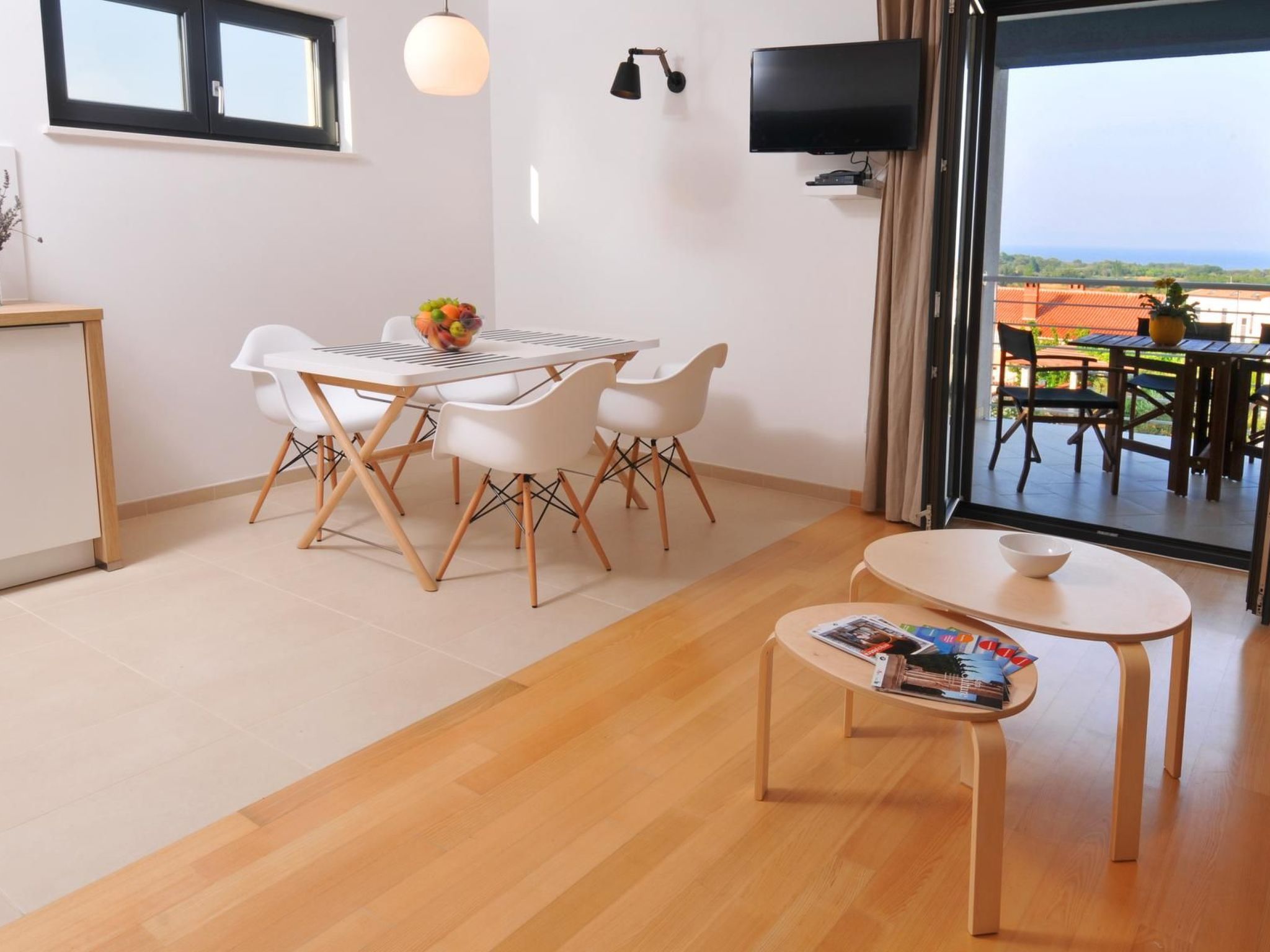 Für fünf Personen-Binnen