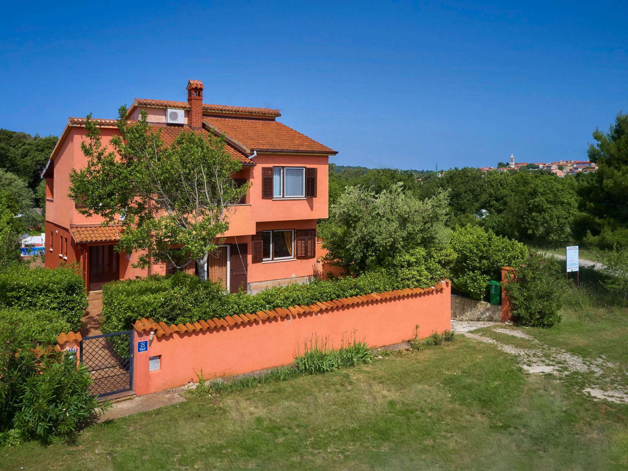Villa Bastianich mit großem Garten und Pool-Binnen