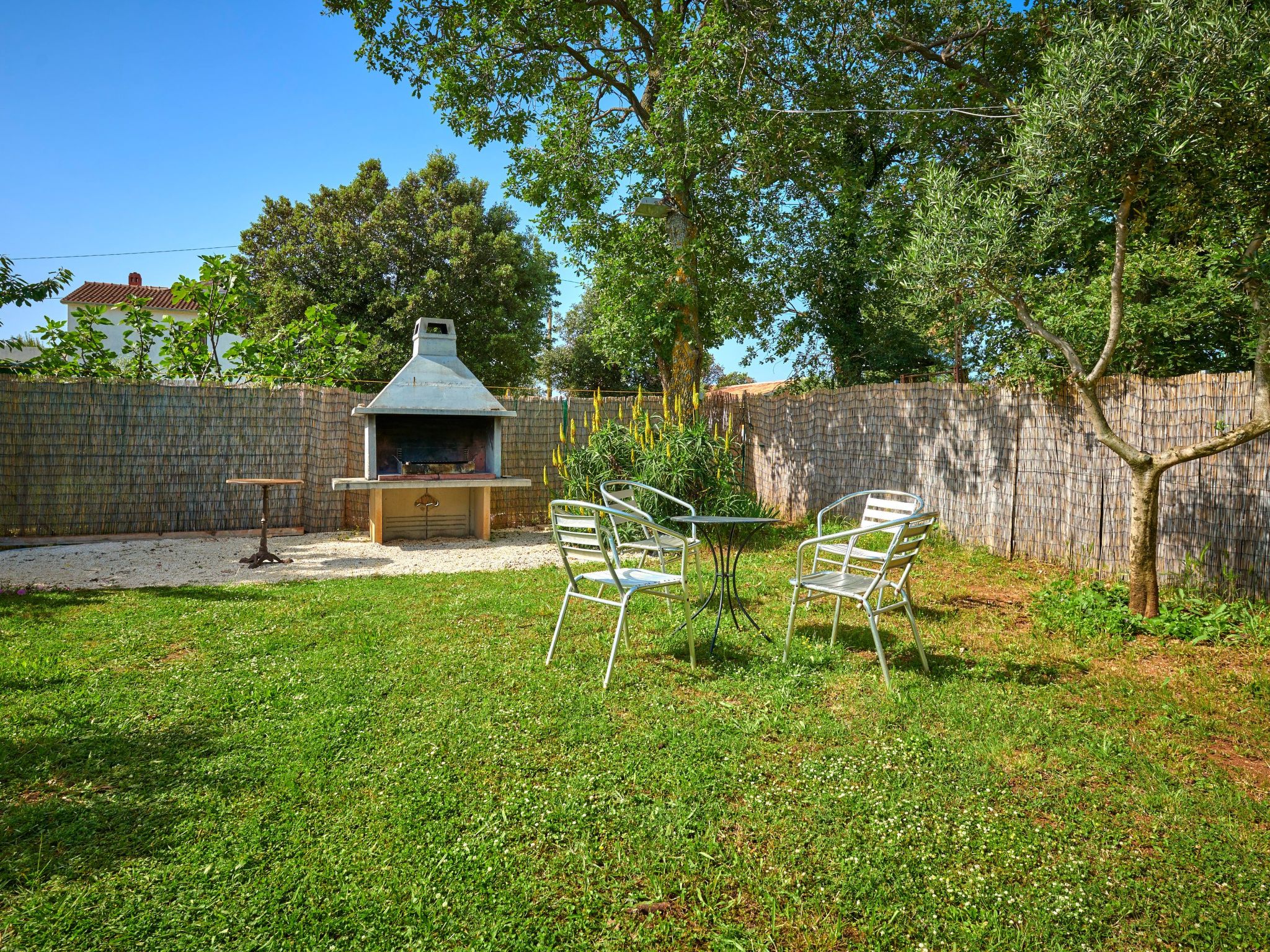 Villa Bastianich mit großem Garten und Pool-Binnen