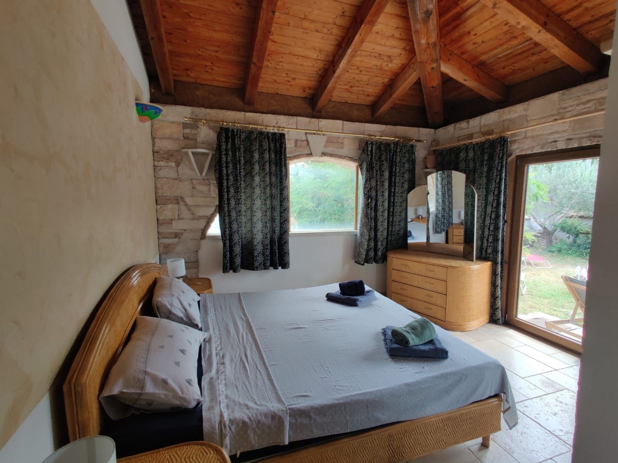 Haus mit Pool-Binnen