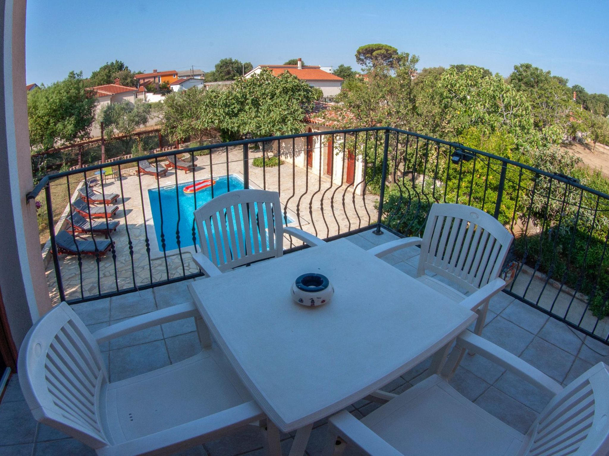 Erdgeschosswohnung für 7 Personen-Image-tags.info