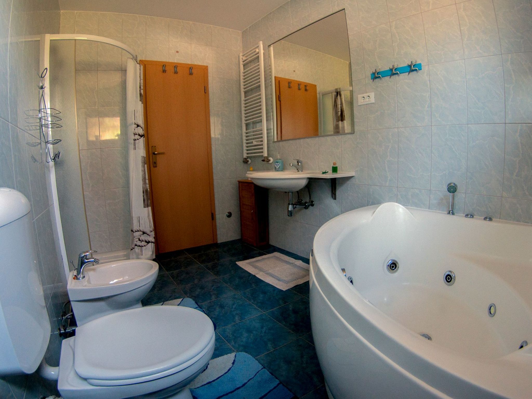 Erdgeschosswohnung für 7 Personen-Image-tags.info