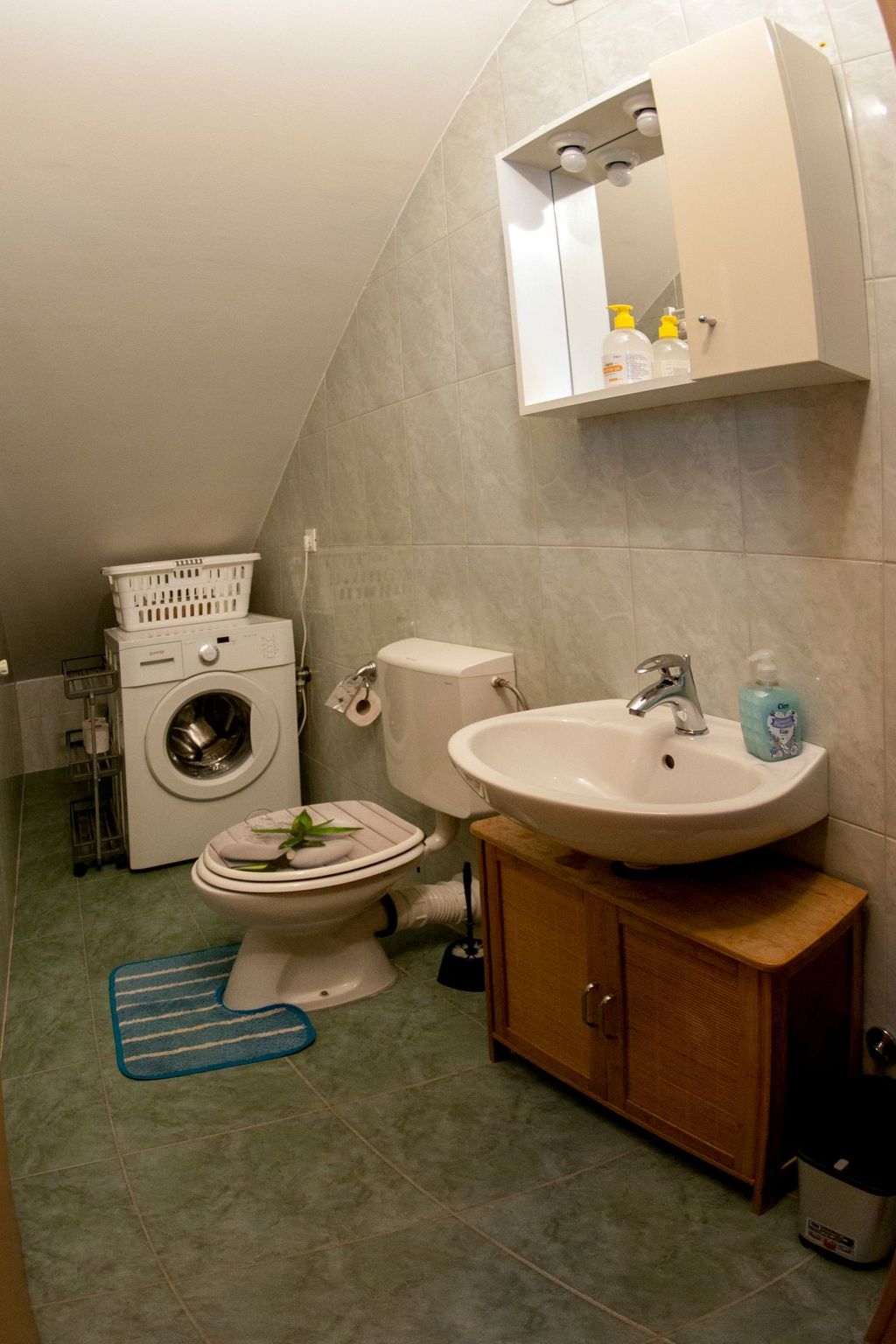 Erdgeschosswohnung für 7 Personen-Image-tags.info