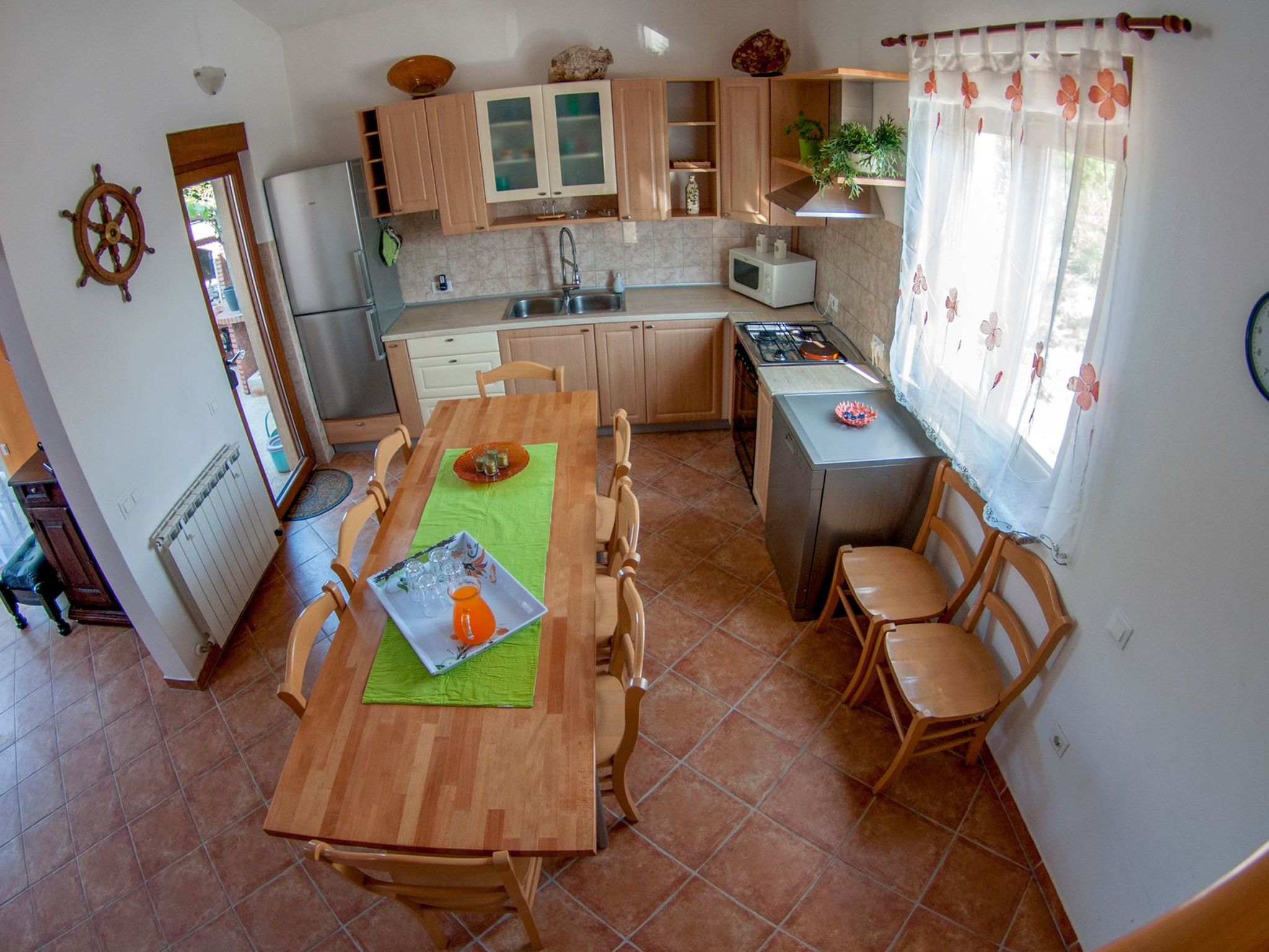 Erdgeschosswohnung für 7 Personen-Image-tags.info