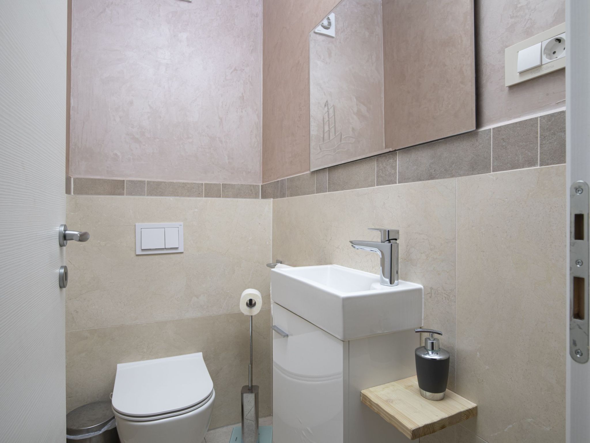 Unknown Accommodation-Inside