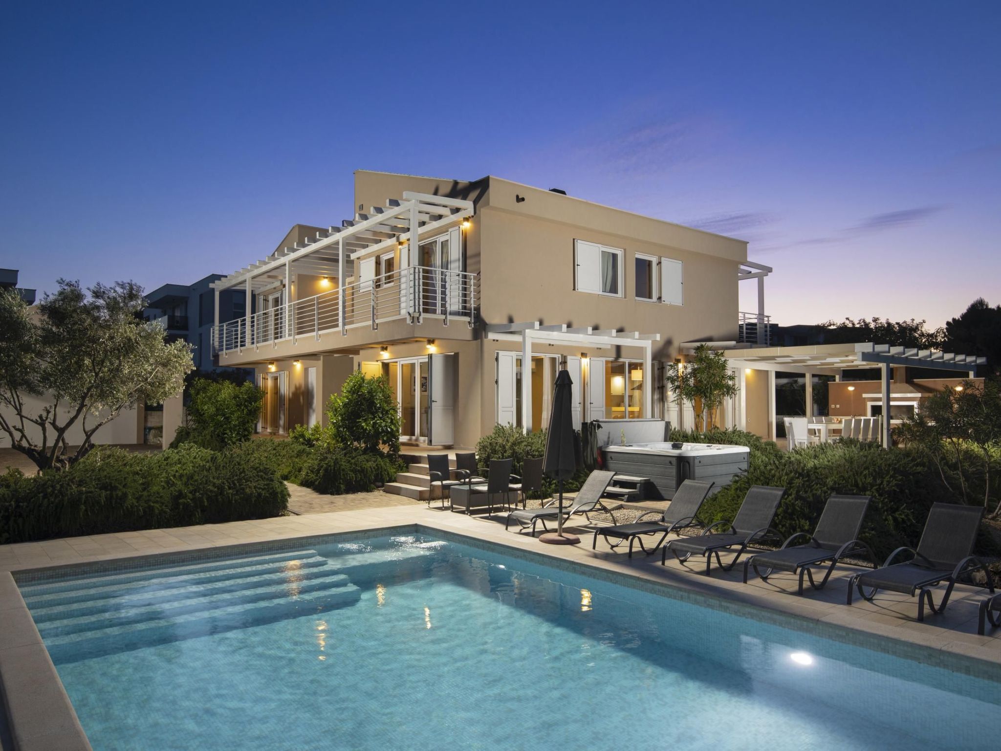 Vakantiehuis met privé zwembad in Medulin/Liznjan (Kroatië) voor 11 personen