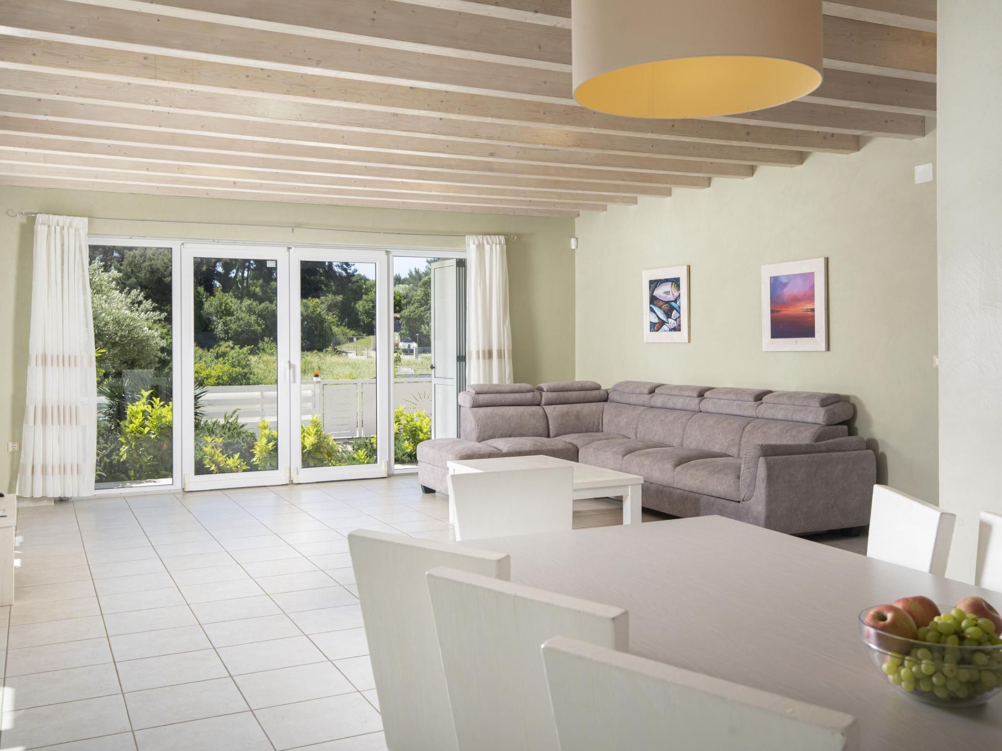 Unknown Accommodation-Binnen