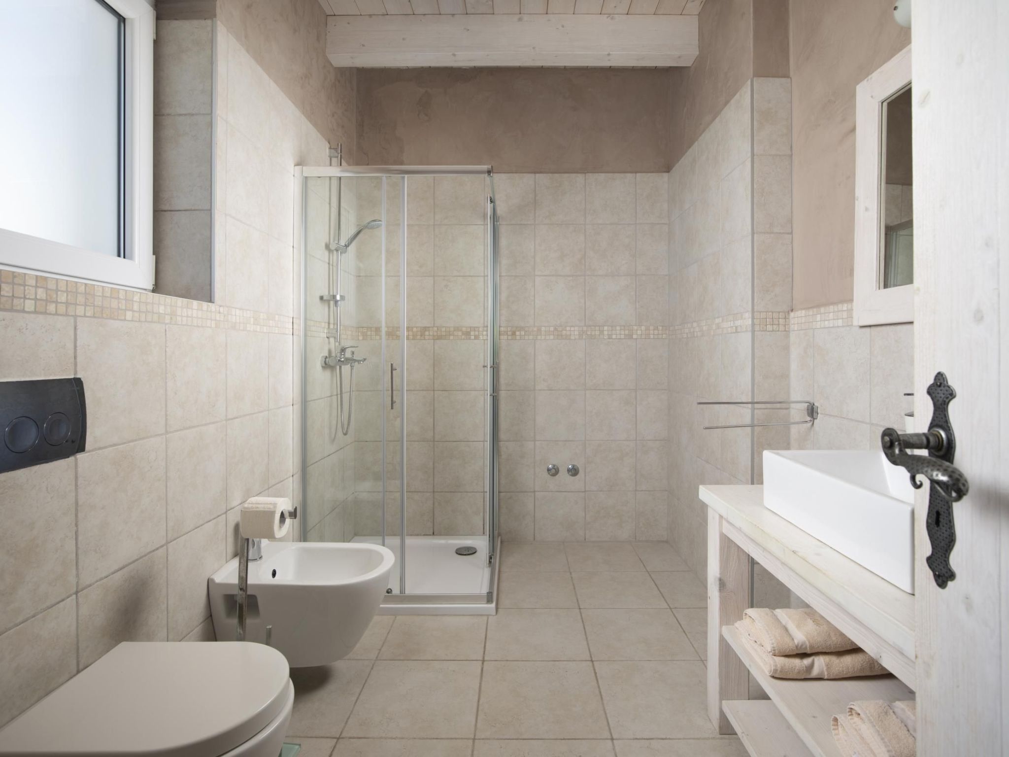 Unknown Accommodation-Binnen