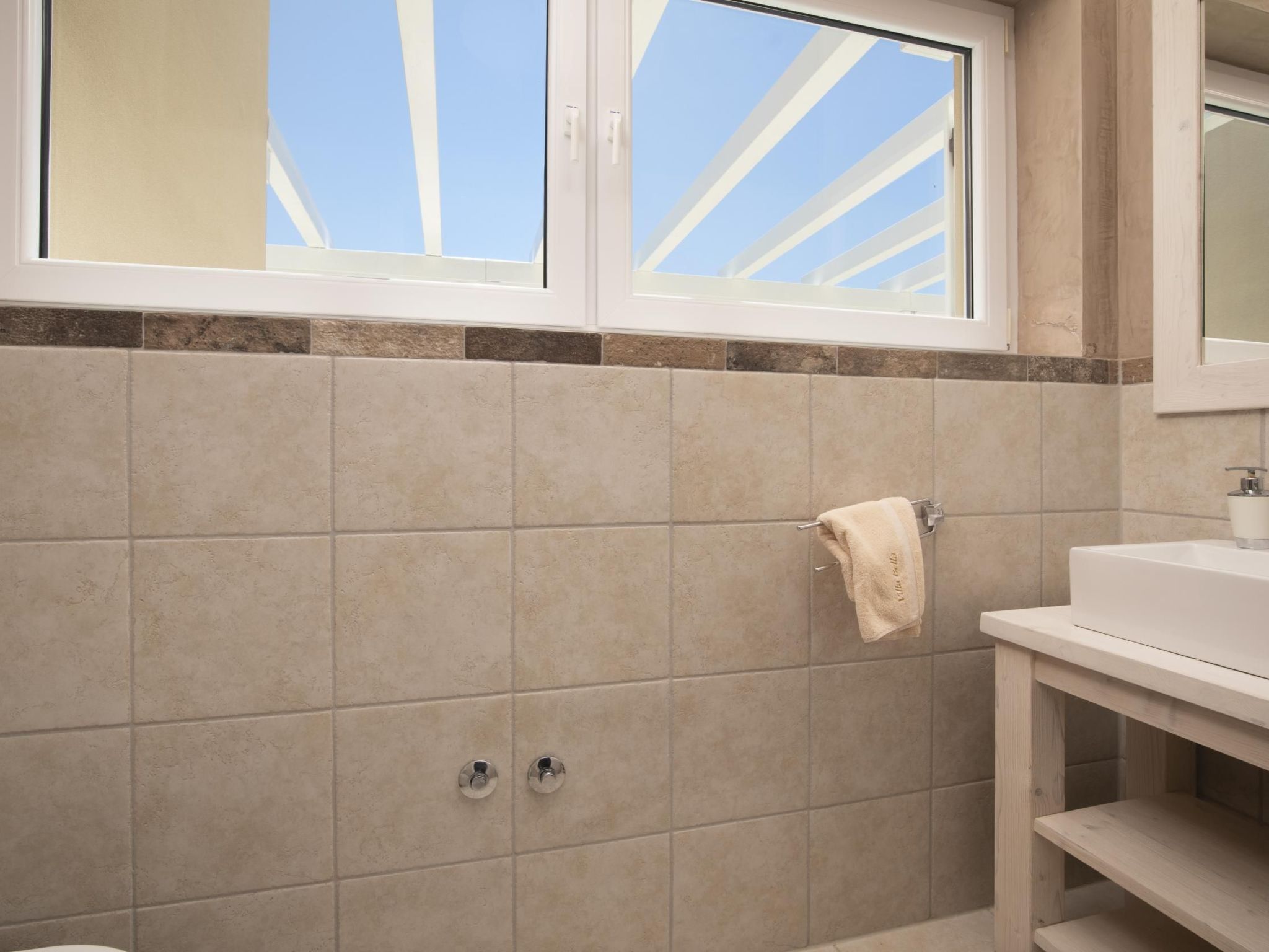 Unknown Accommodation-Binnen