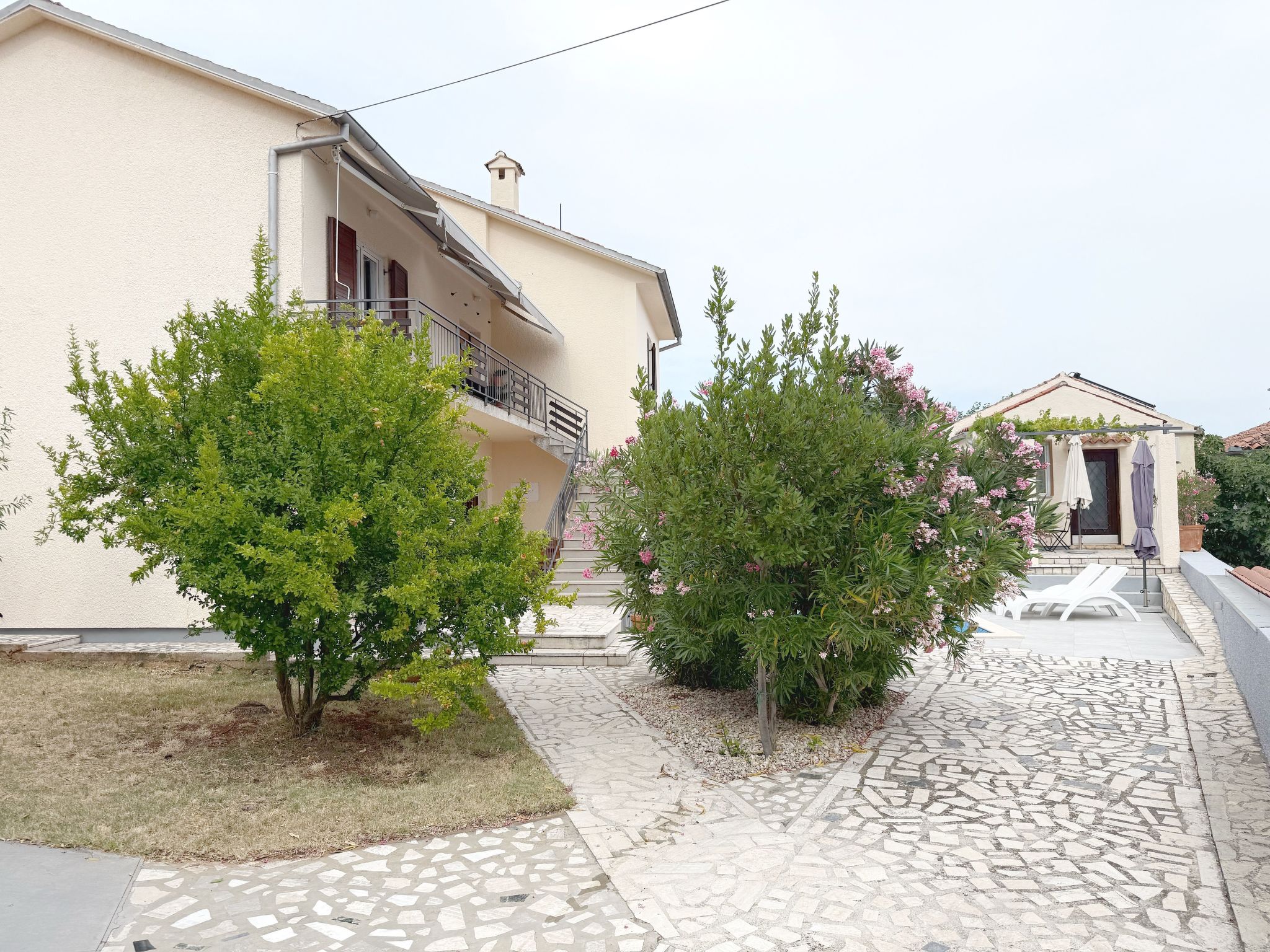 LacoDeLama mini resort - Wohnung Pina mit Pool-Binnen