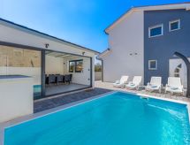 Casa de Rulo: Vrijstaande villa met privézwembad bij Medulin - thumbnail 1