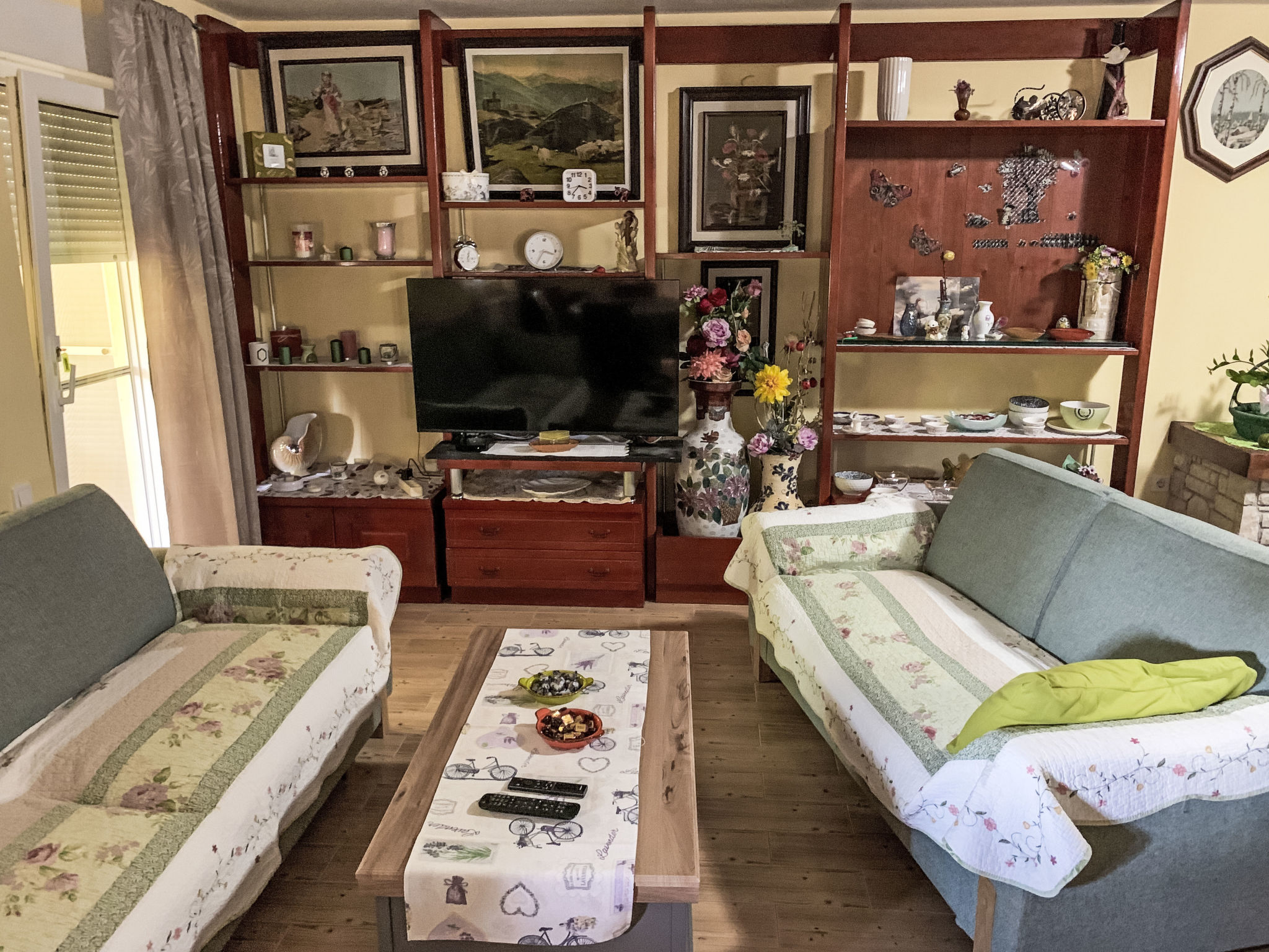 Große Ferienwohnung in Ližnjan mit Offenem Kamin - Binnen