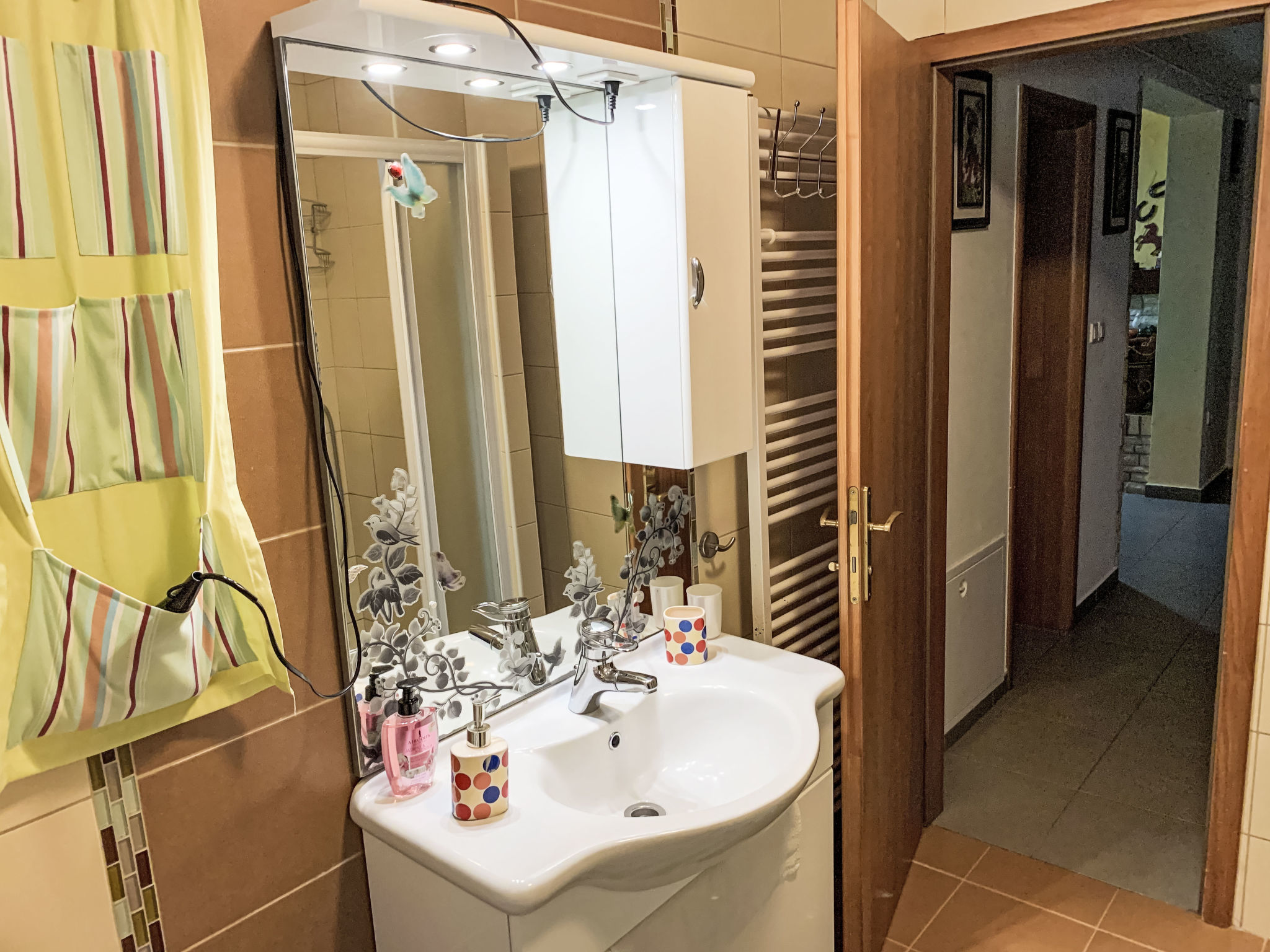 Große Ferienwohnung in Ližnjan mit Offenem Kamin - Binnen