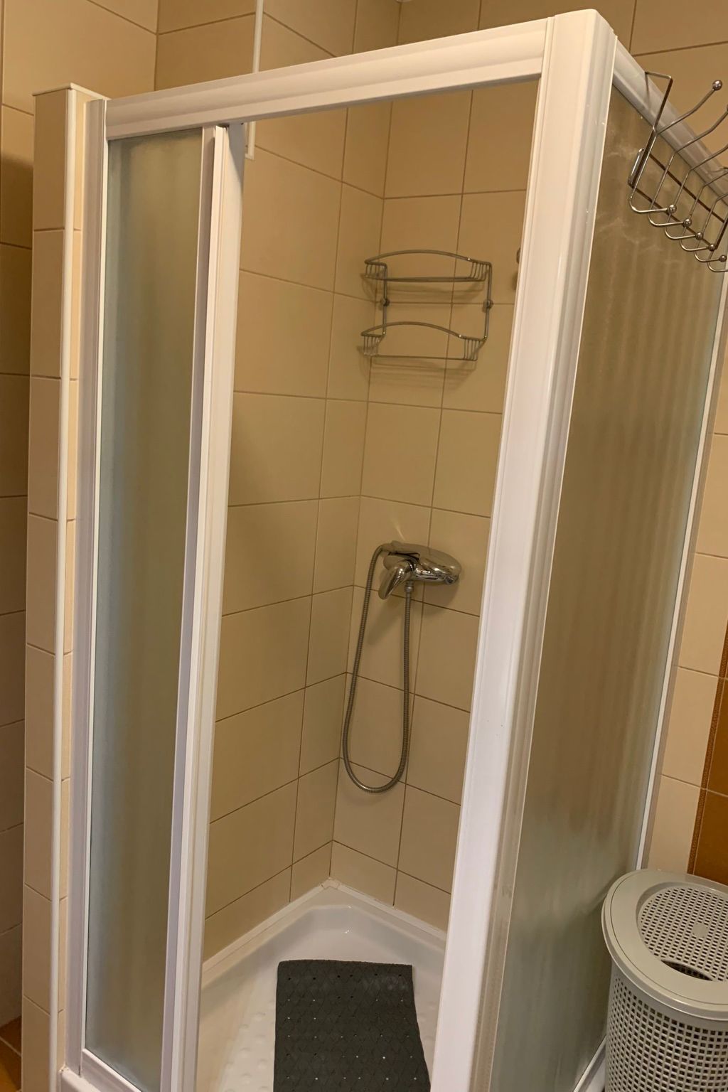 Photo of Große Ferienwohnung in Ližnjan mit Offenem Kamin