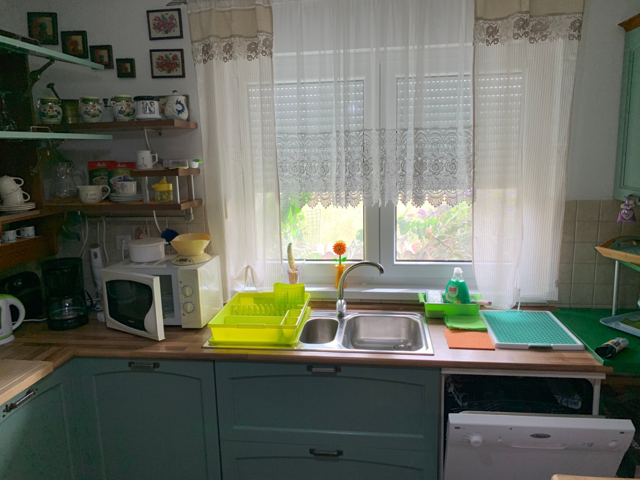 Photo of Große Ferienwohnung in Ližnjan mit Offenem Kamin