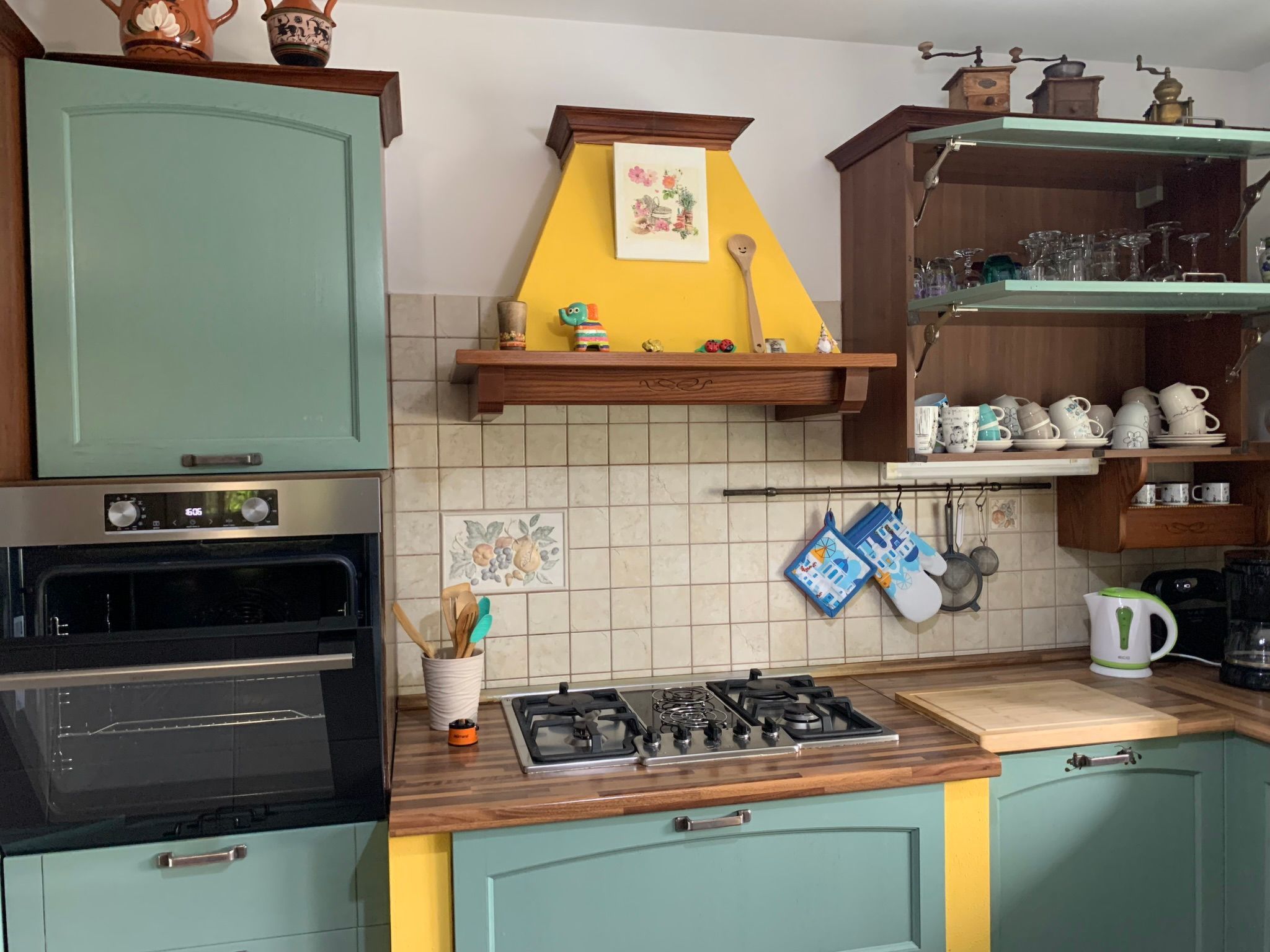 Photo of Große Ferienwohnung in Ližnjan mit Offenem Kamin