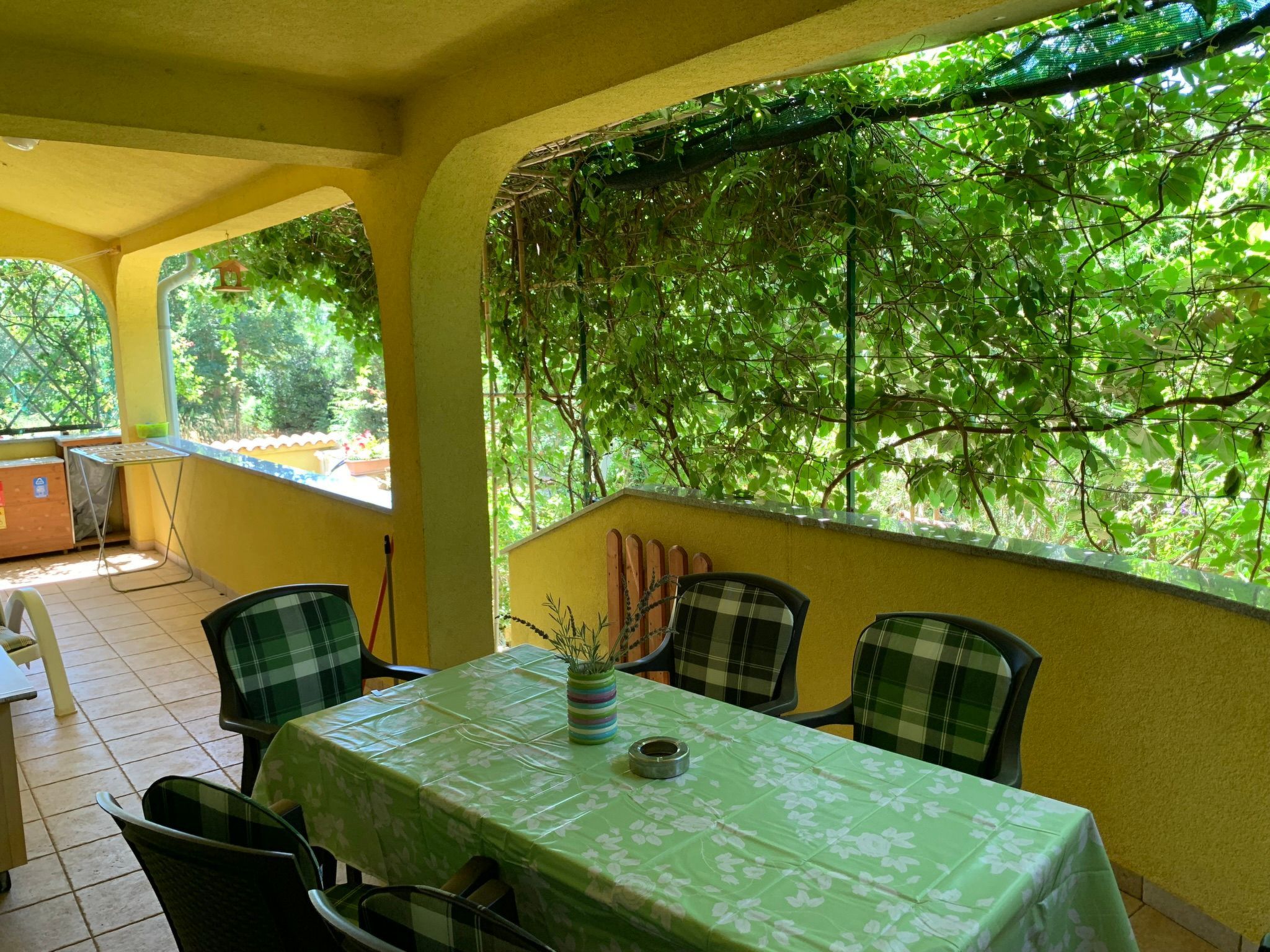 Photo of Große Ferienwohnung in Ližnjan mit Offenem Kamin