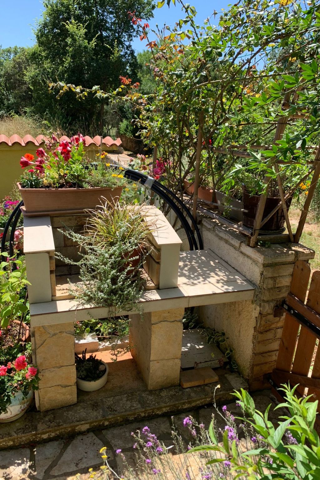 Photo of Große Ferienwohnung in Ližnjan mit Offenem Kamin