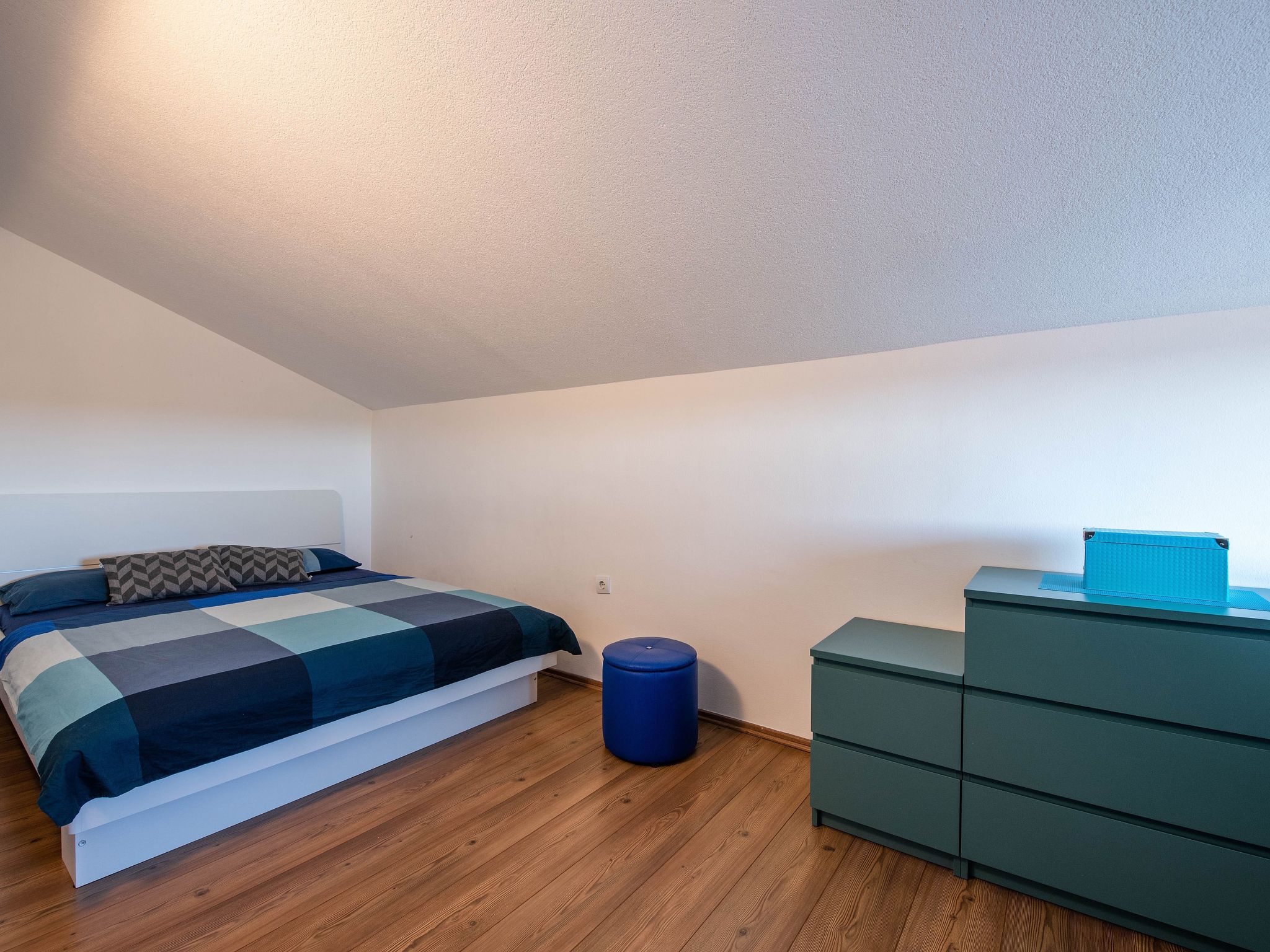 Schöne Villa in ruhiger Stadt mit Pool und BBQ - Image-tags.info