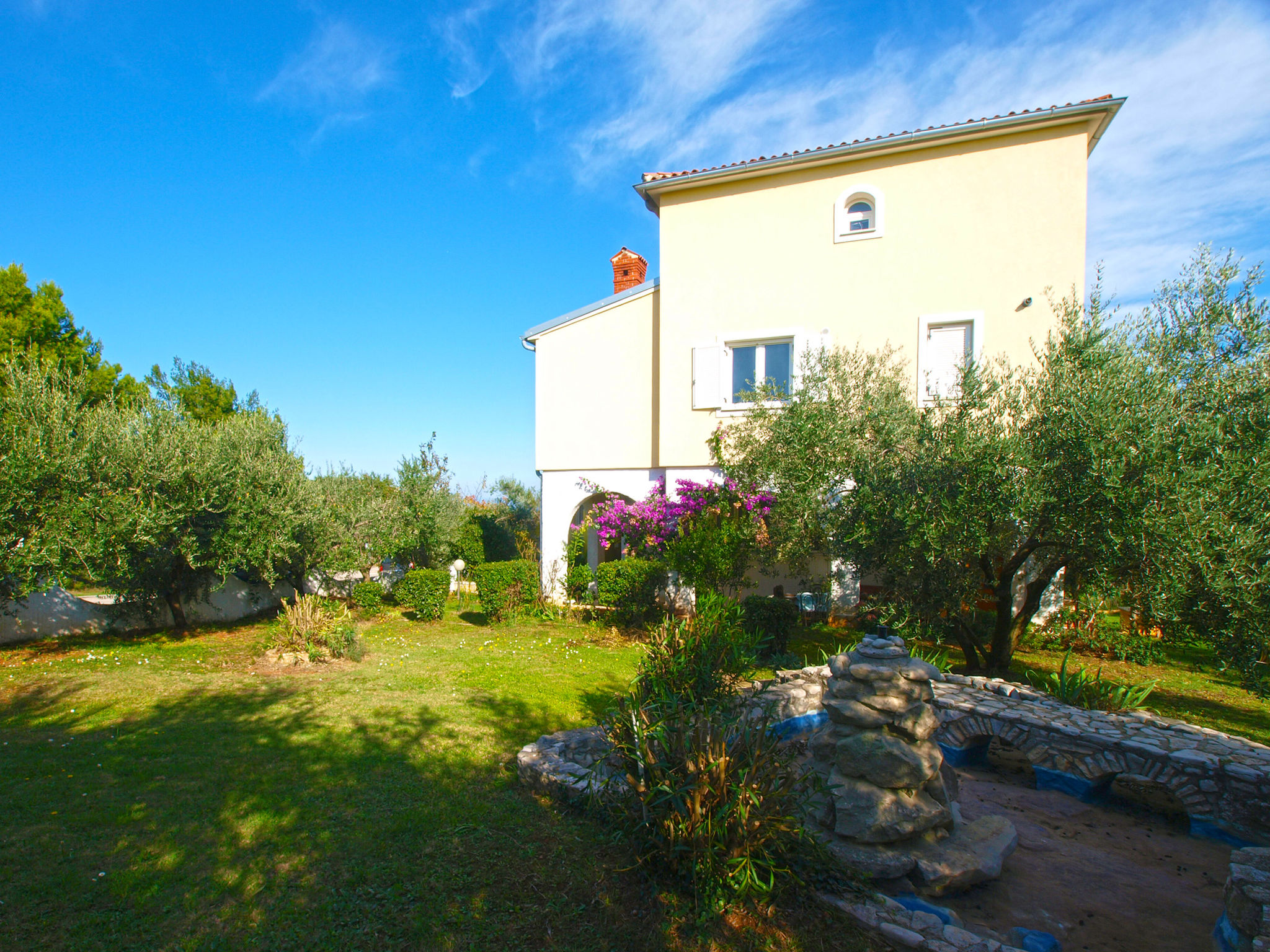 Photo of Apartment 1969