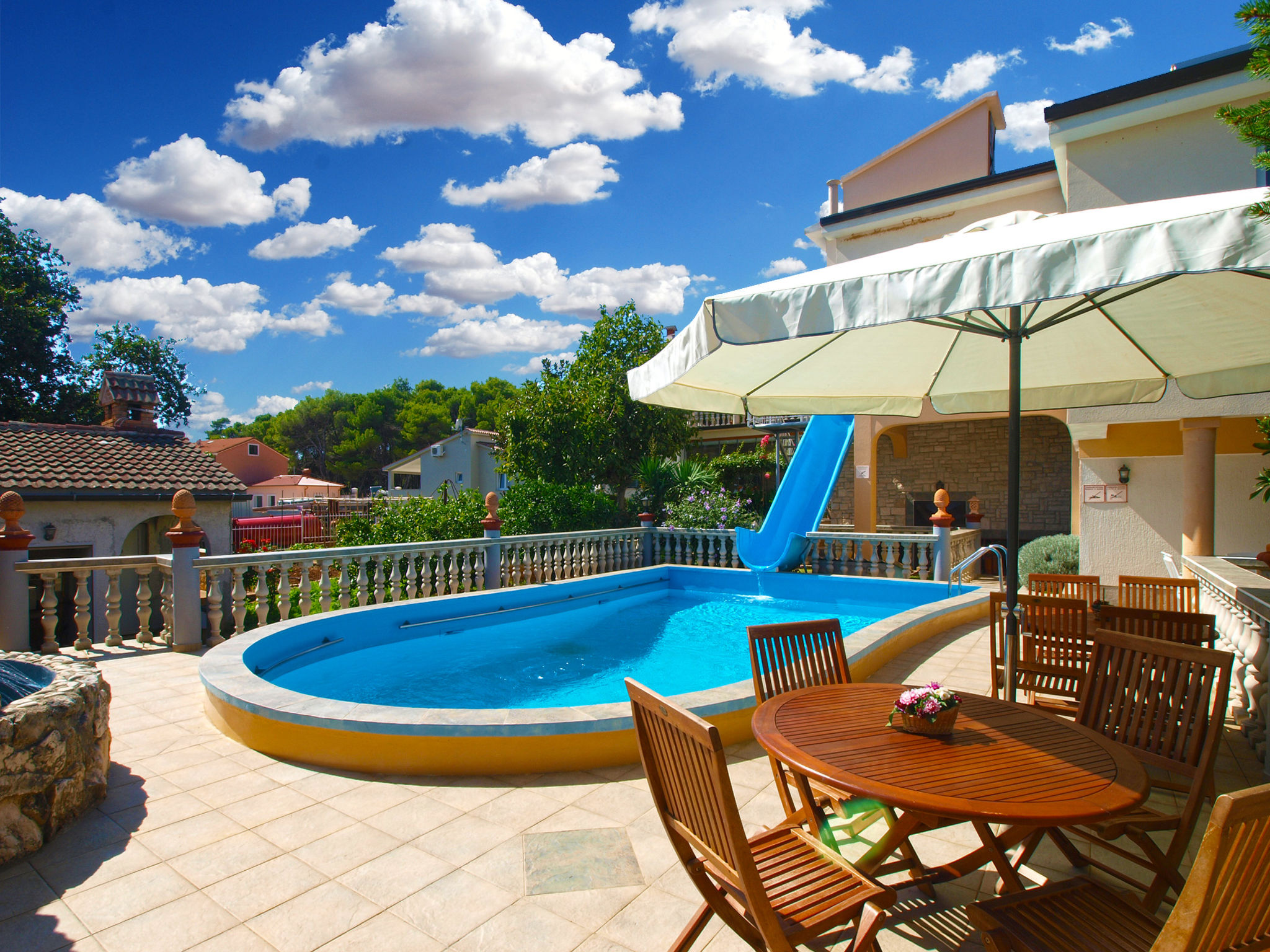 Apartment 811 Apartment in Liznjan