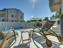 Casa Miceli: Stijlvolle Istrian villa met privézwembad, vlakbij zee en Medulin centrum - thumbnail 1