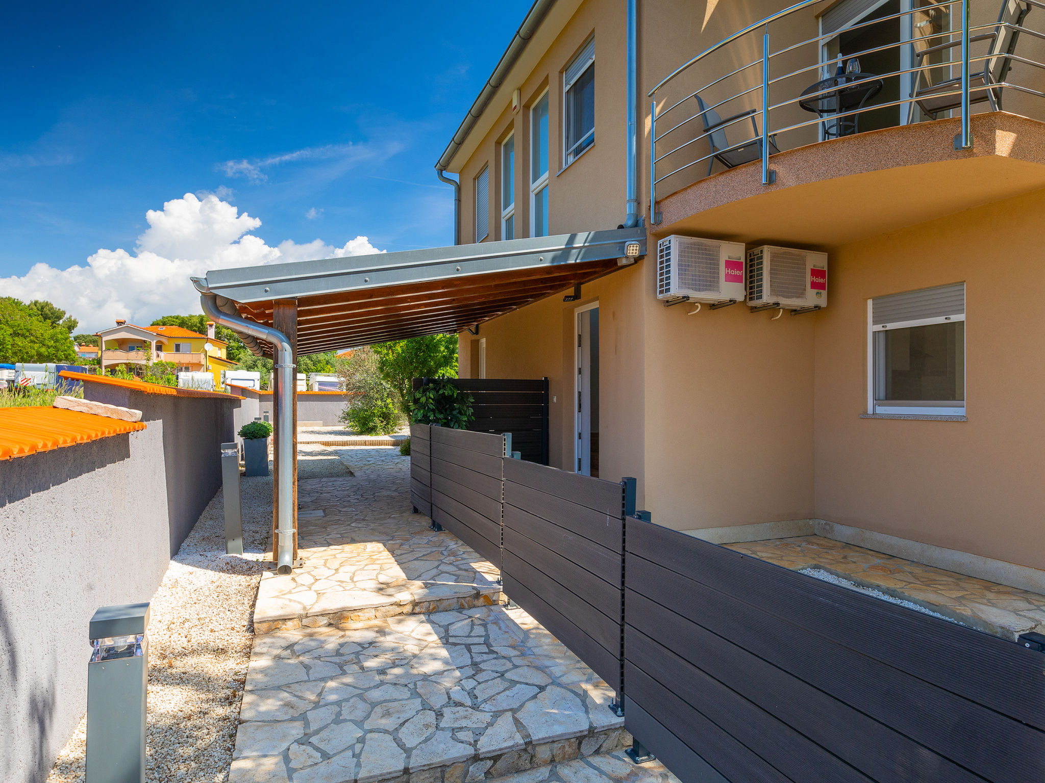 Villa Lara 2