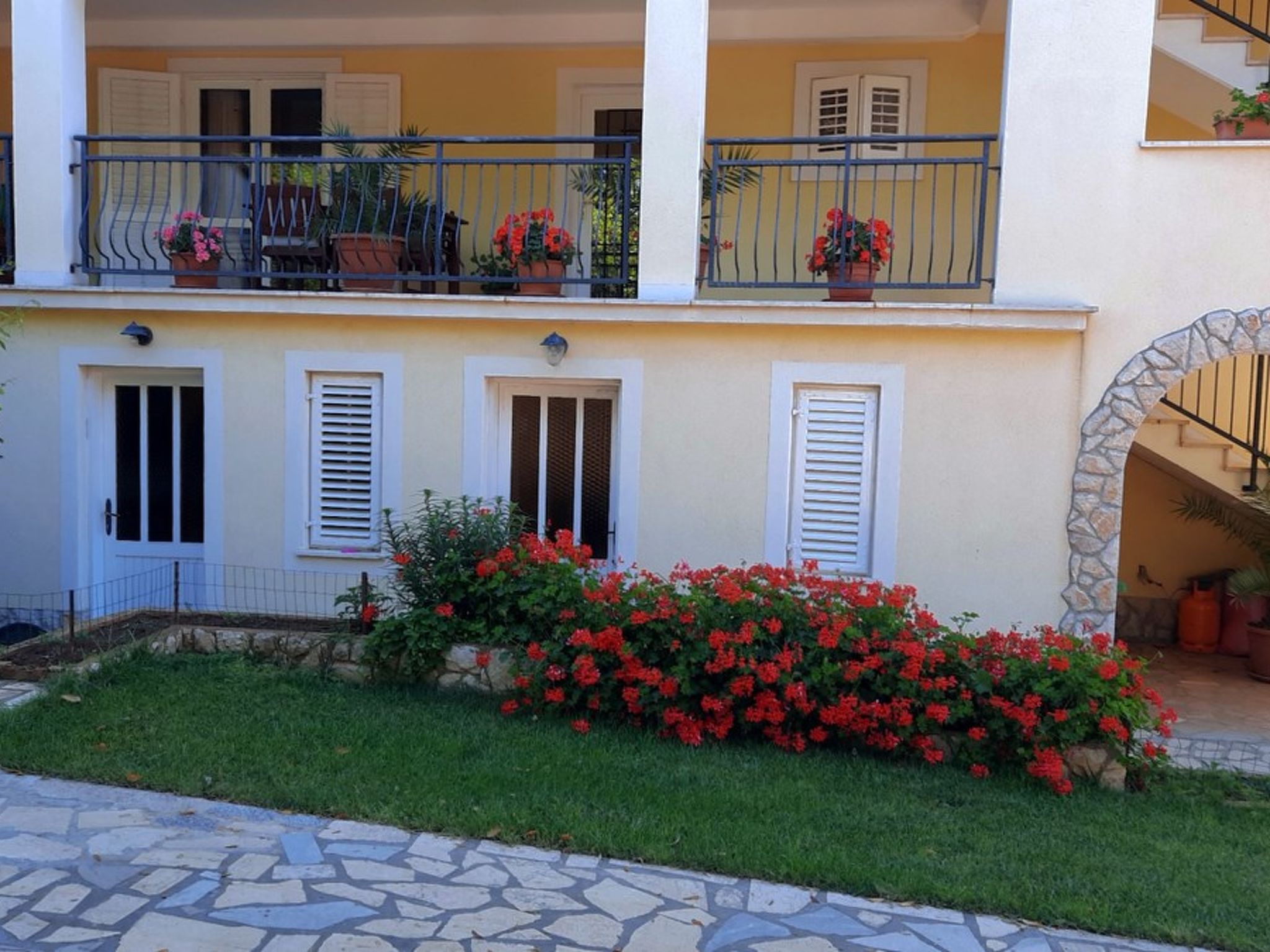 Photo of House Ivonne