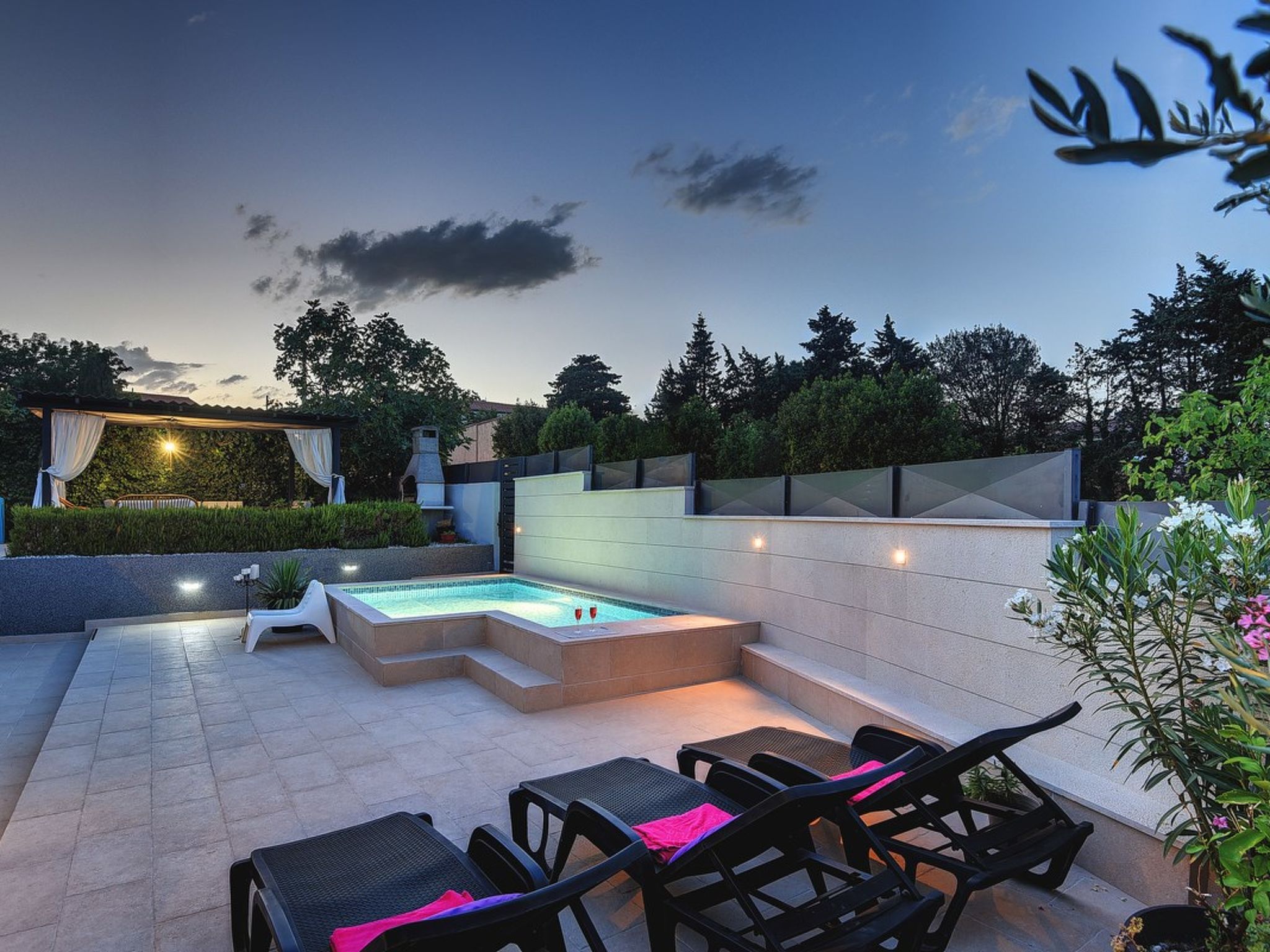 Zoya Accommodation in Liznjan