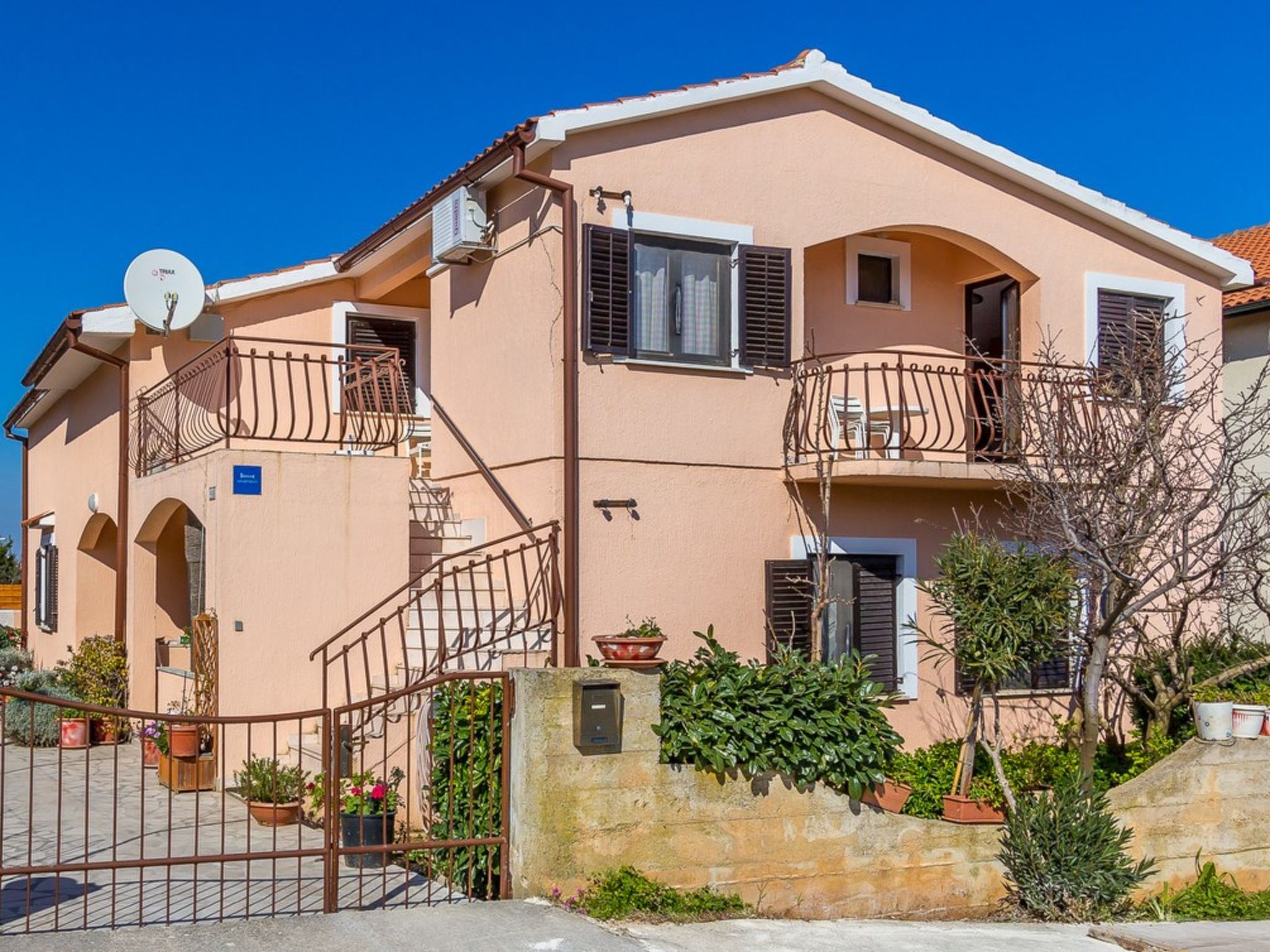 Photo of House Bardak