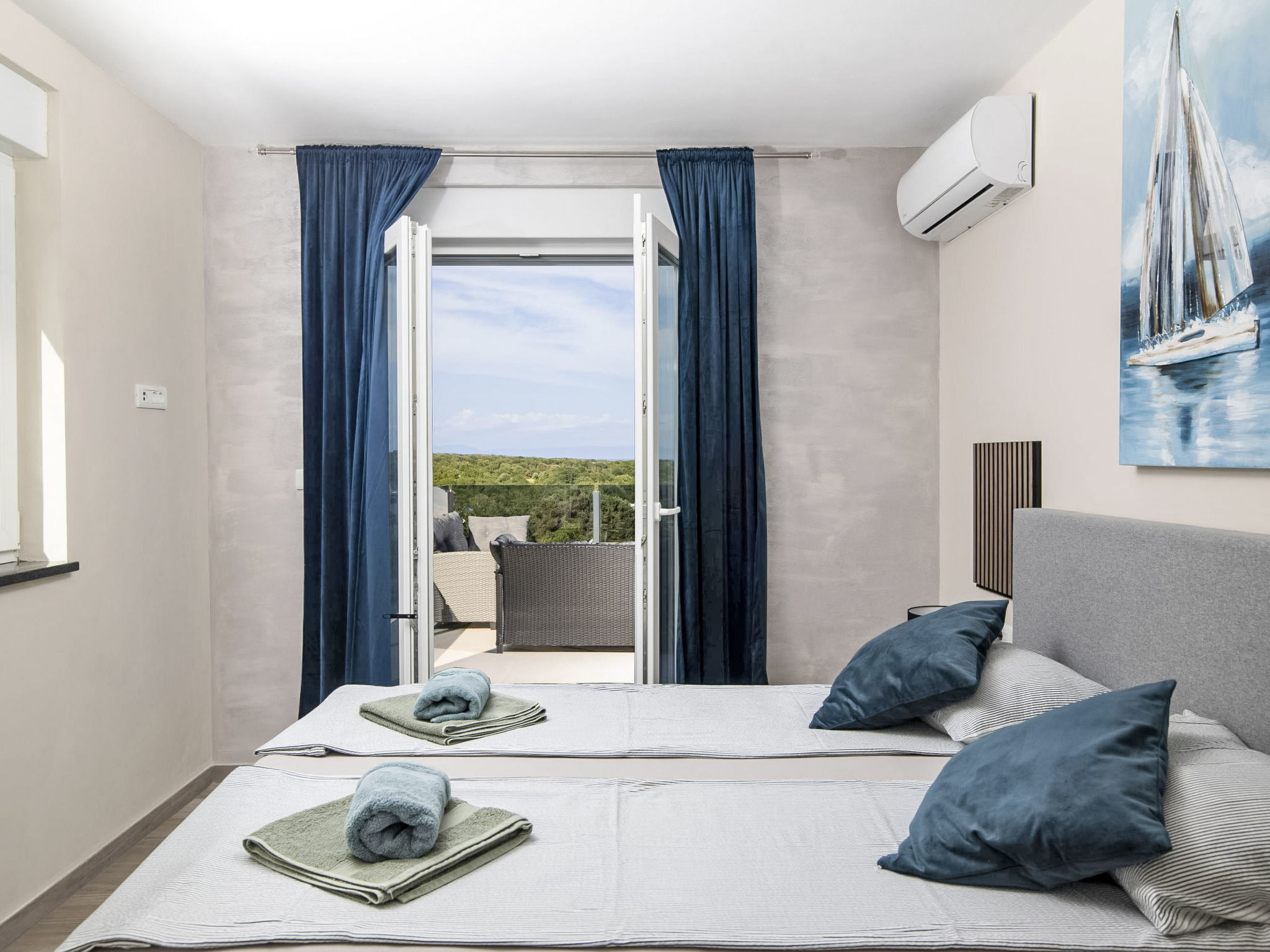 5-Schlafzimmer-Villa Eminentia mit Meerblick - Binnen