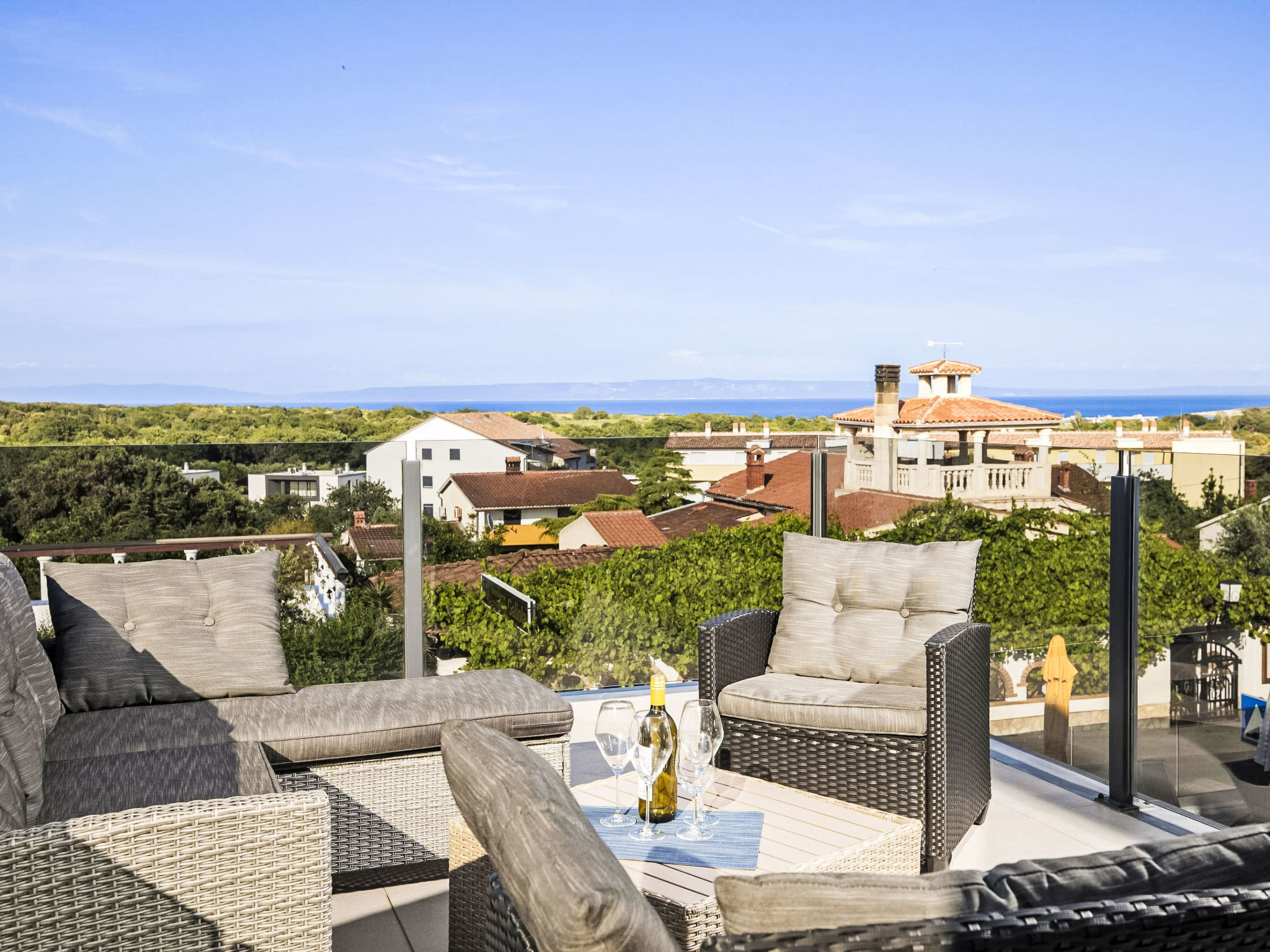 5-Schlafzimmer-Villa Eminentia mit Meerblick - Binnen