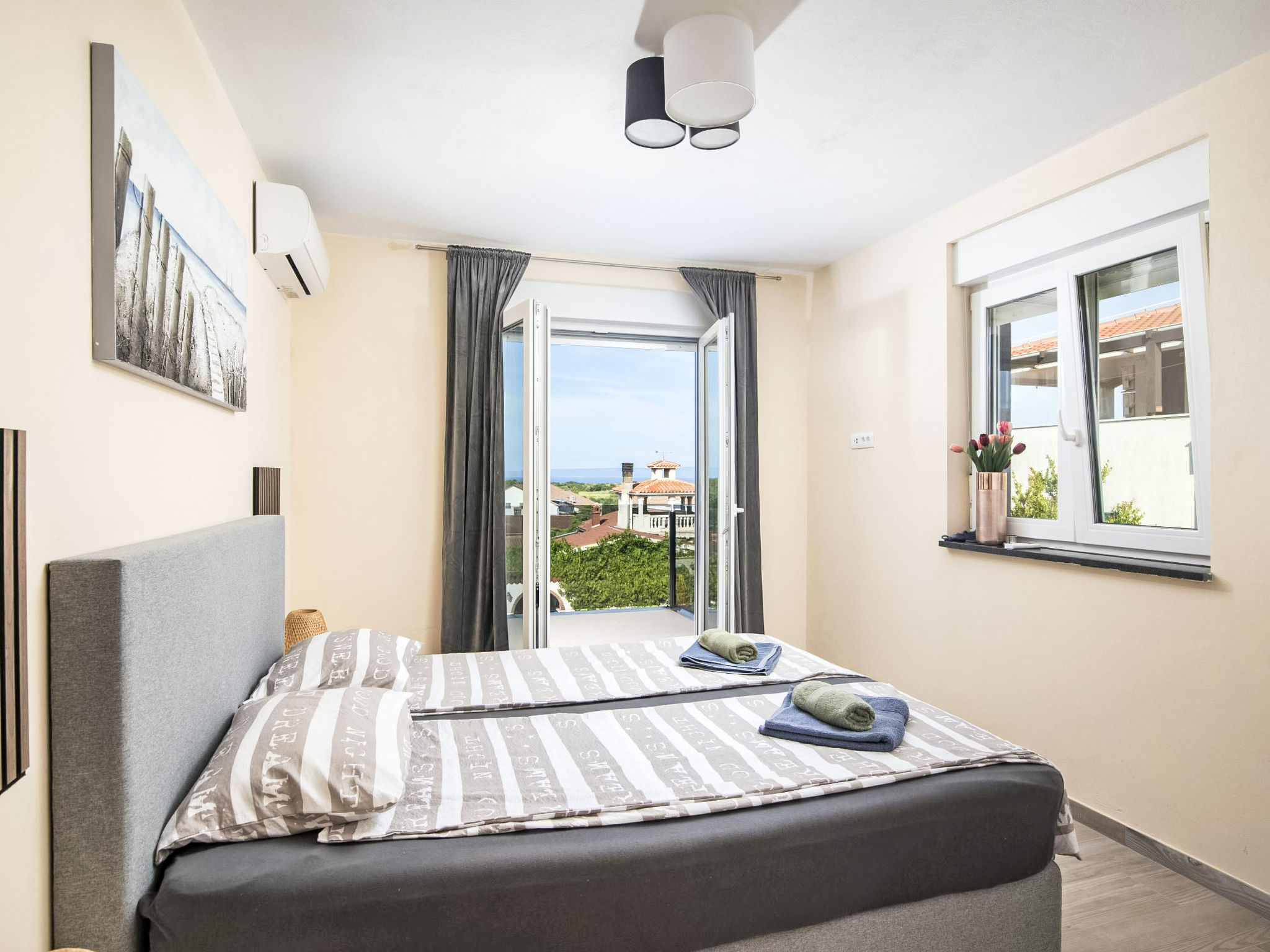 5-Schlafzimmer-Villa Eminentia mit Meerblick - Binnen